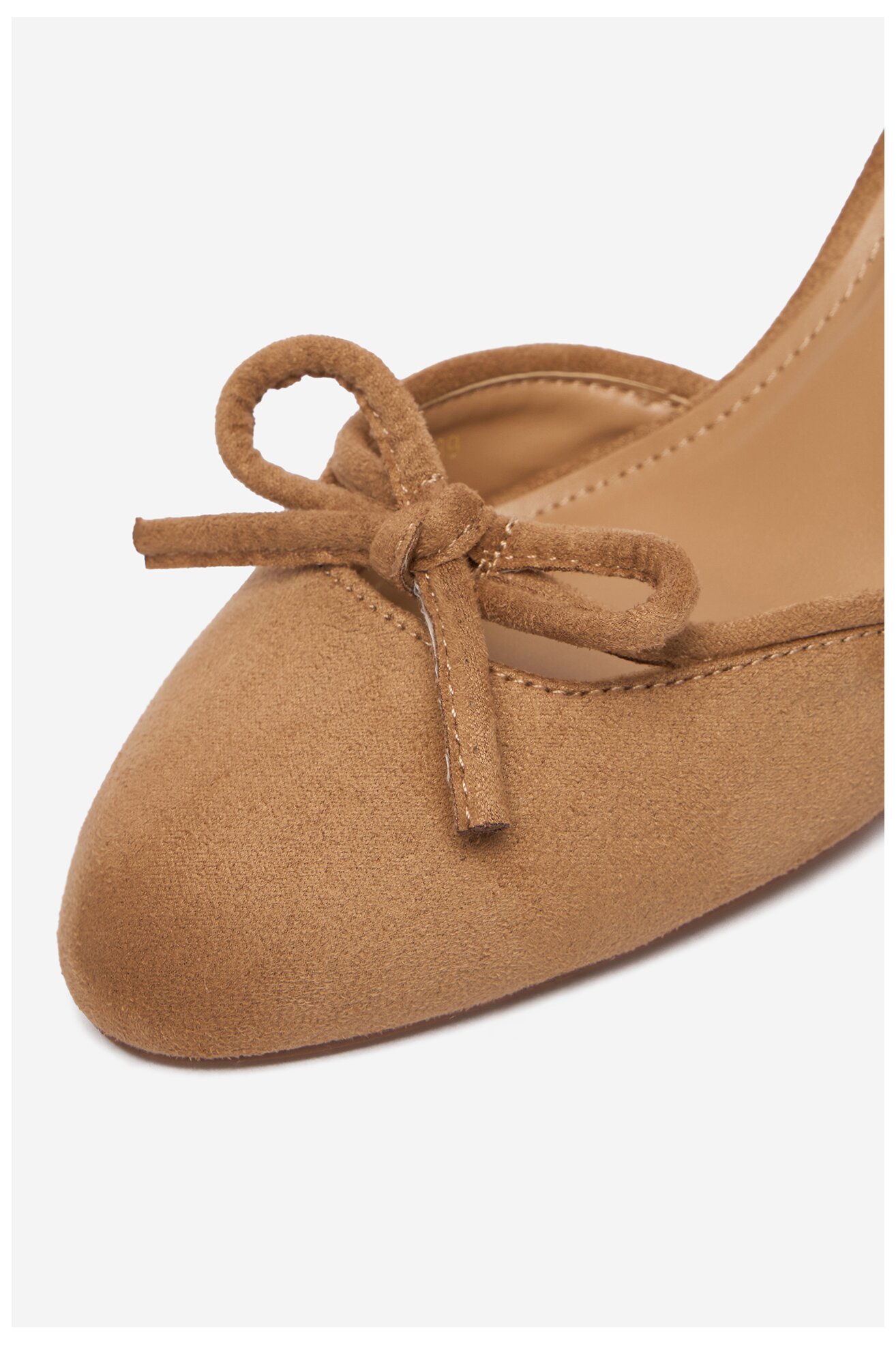 Czółenka Jenny CEO-CD25-230-1 Beżowy