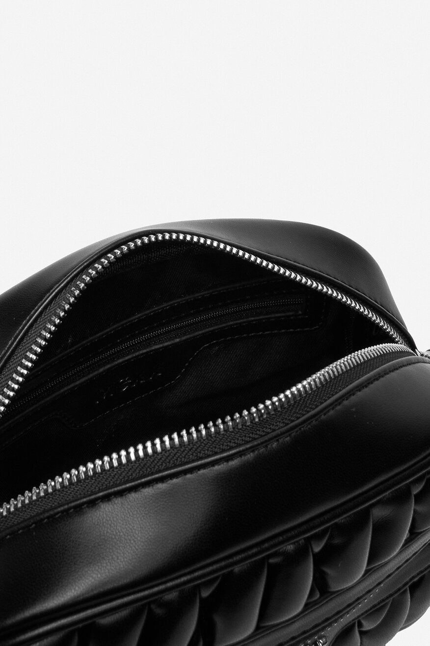 
                Kézitáska Mexx FEKETE - 5906751213414