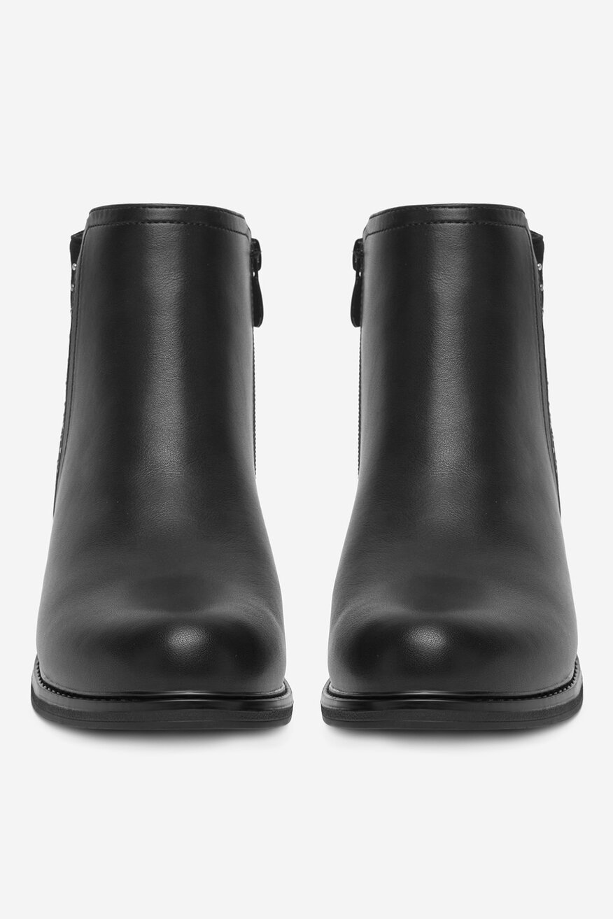 
                Боти DeeZee ЧЕРЕН - 5904410915112