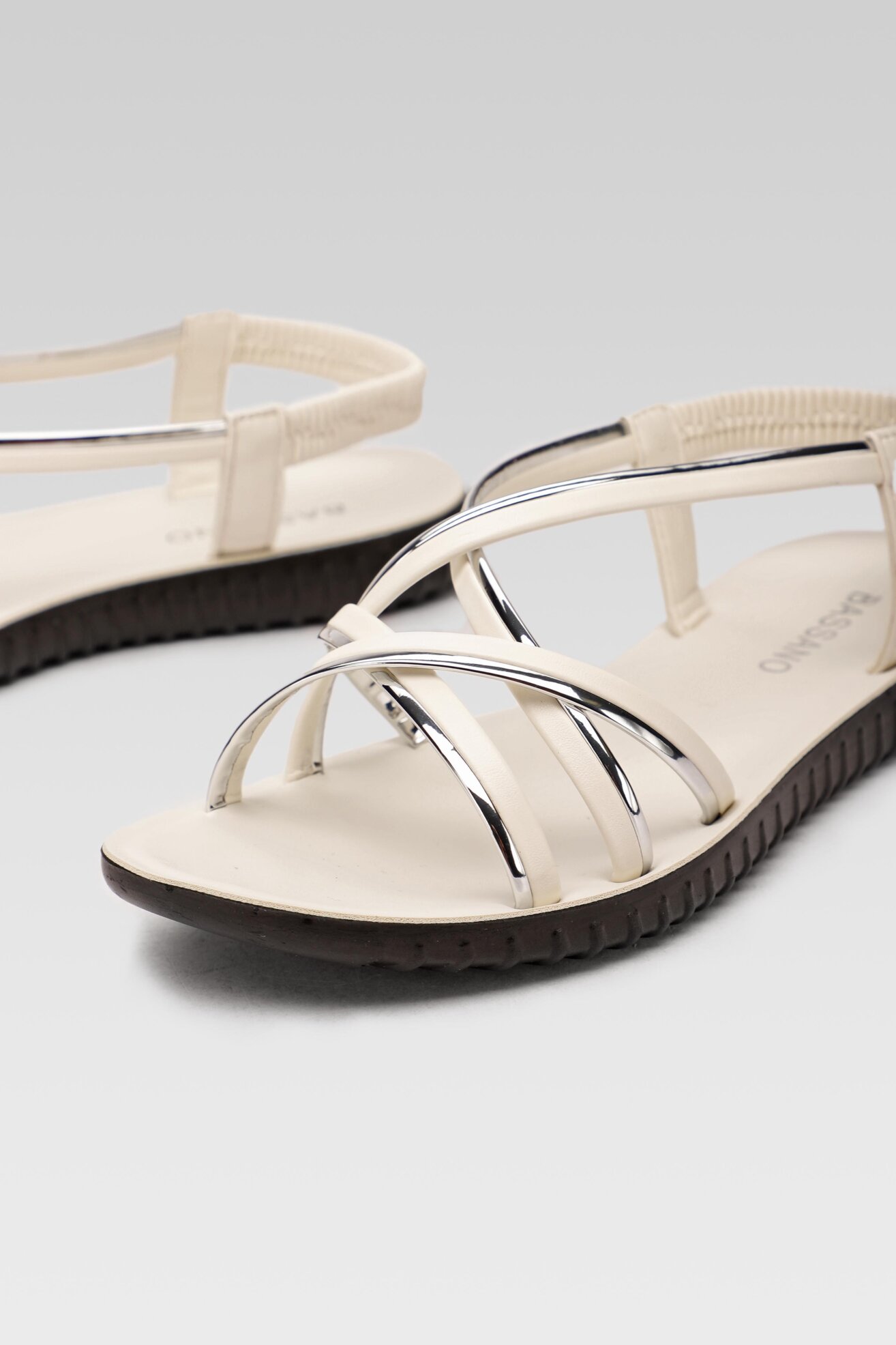 Sandały Bassano WSS20426-01 Biały