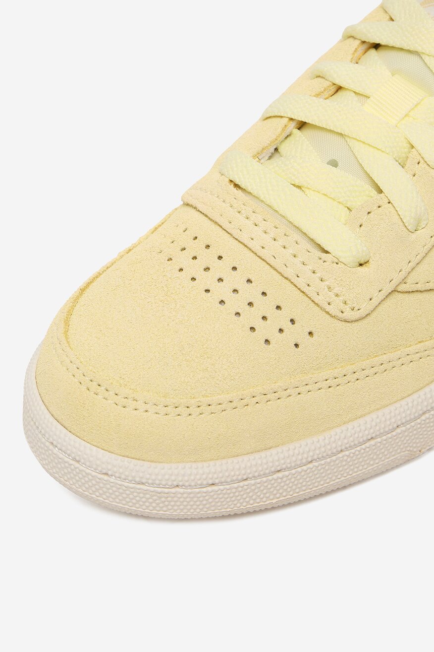 
                Спортни обувки Reebok БЕЖОВ - 5906751589380