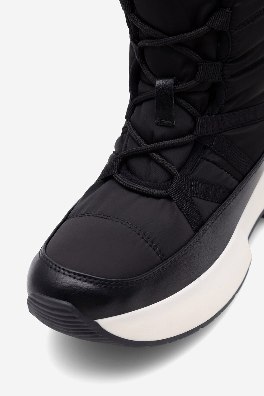 
                Bocanci DeeZee NEGRU - 5905588035084