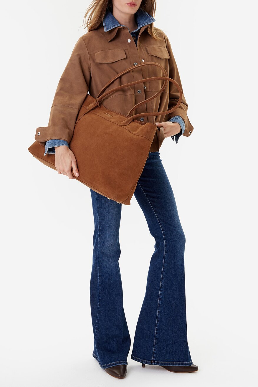 
                Дамска чанта Gino Rossi КАМЕЛ - 5906751377468