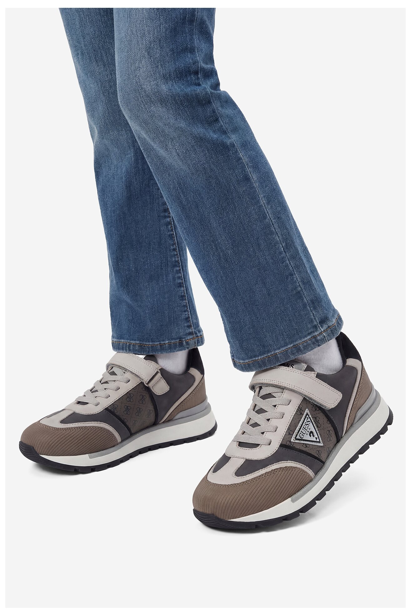 Sneakers GUESS EO-CI12-B541-01 Szary