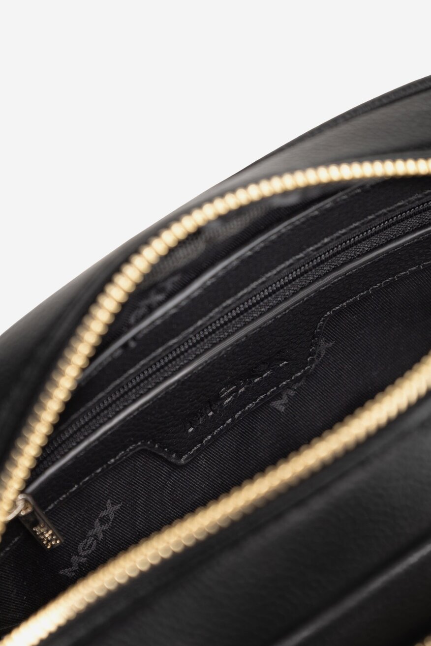 
                Сумка З Ремінцем Mexx ЧОРНИЙ - 5906751564288