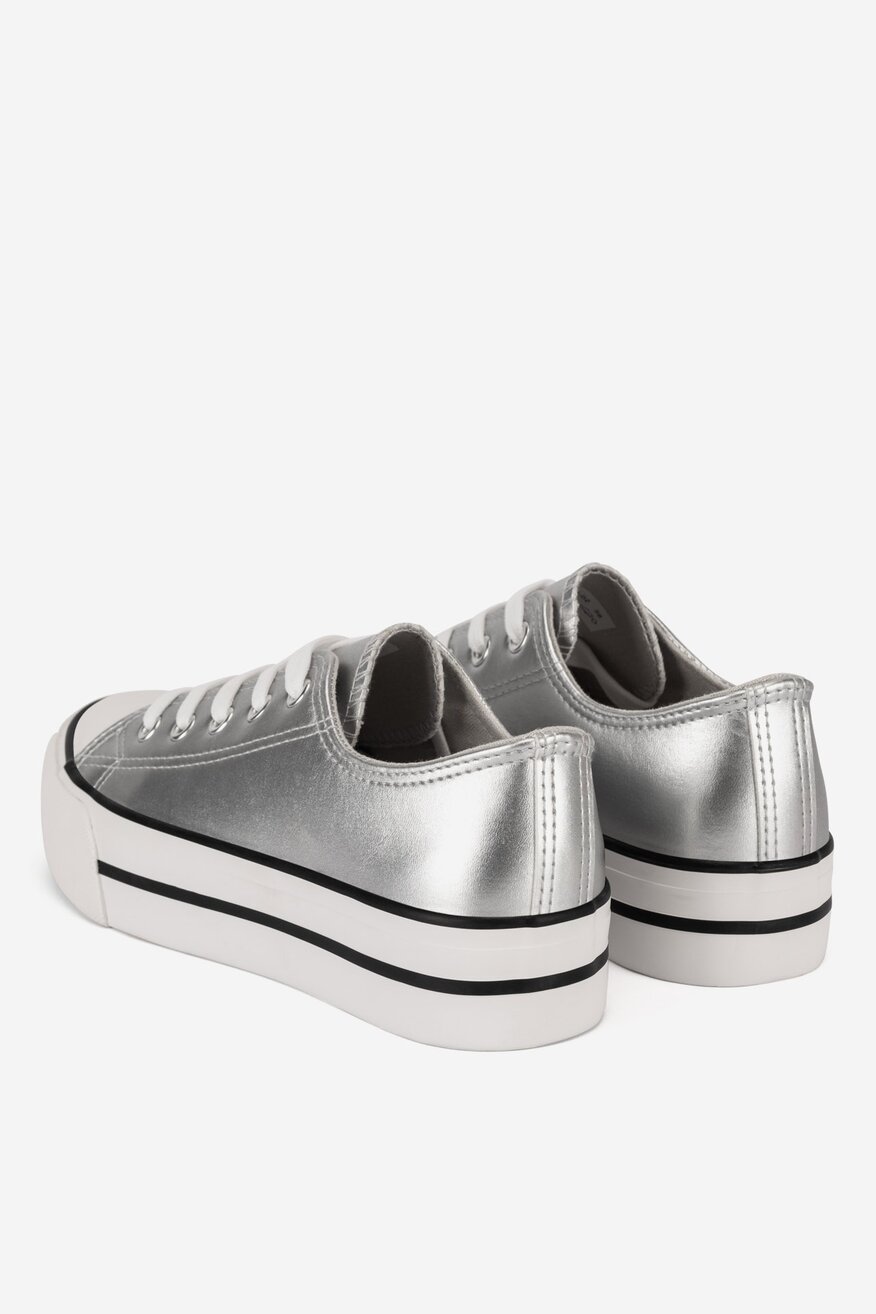 
                Кецове DeeZee СРЕБРИСТ - 5905588804901