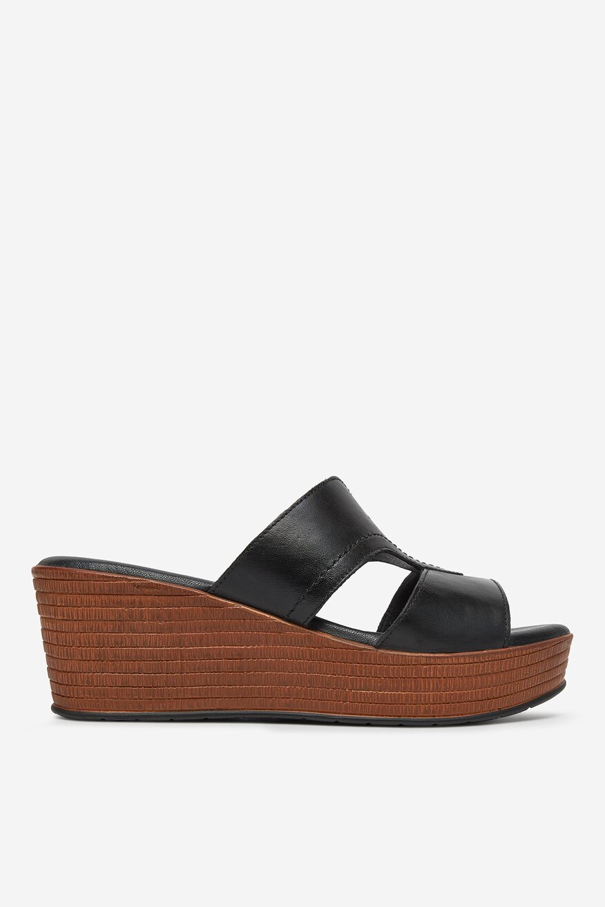 Pantofle Lasocki ČERNÁ - 5906751021057