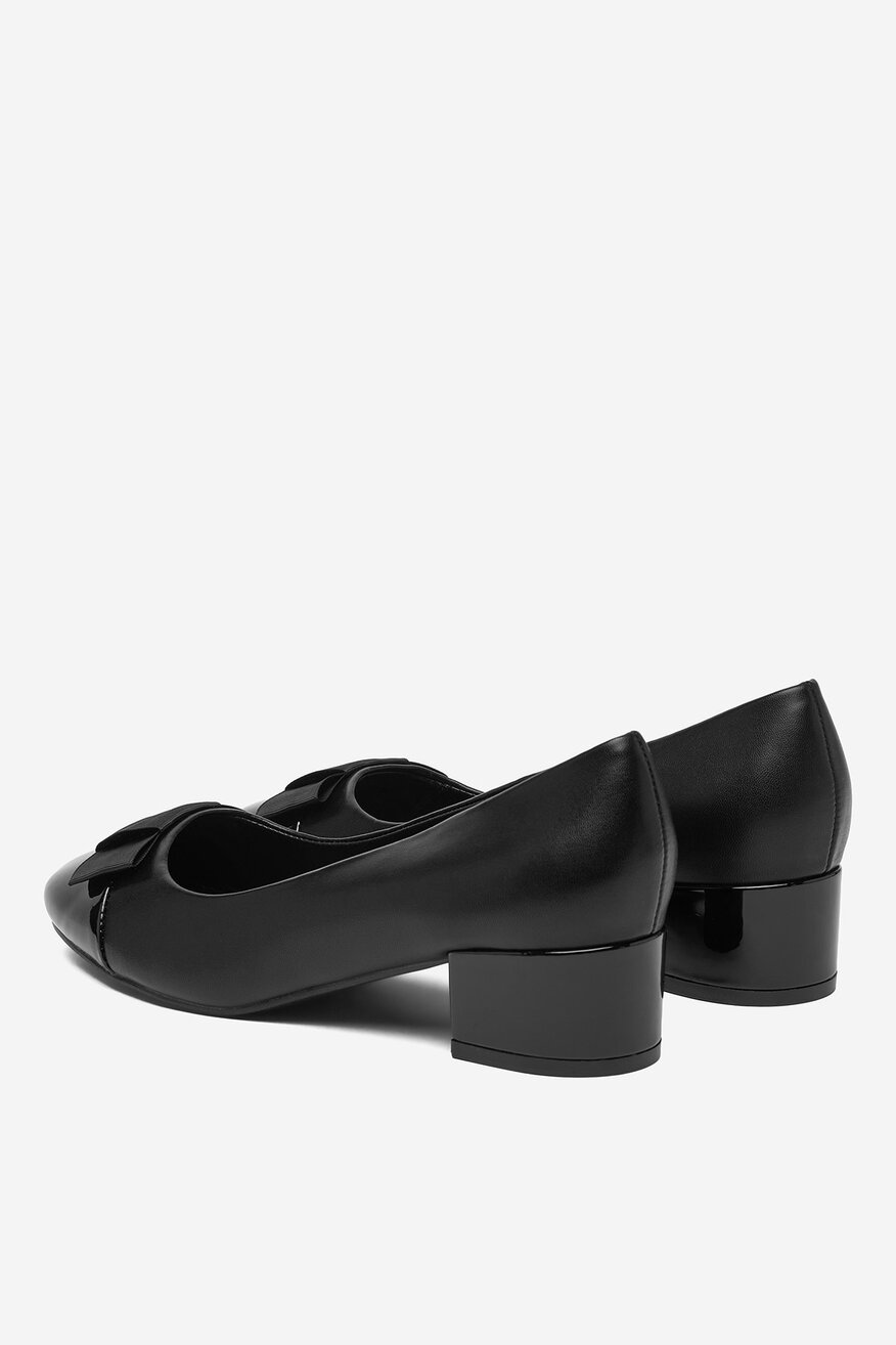 
                Туфлі-Човники Lasocki ЧОРНИЙ - 5906751631157