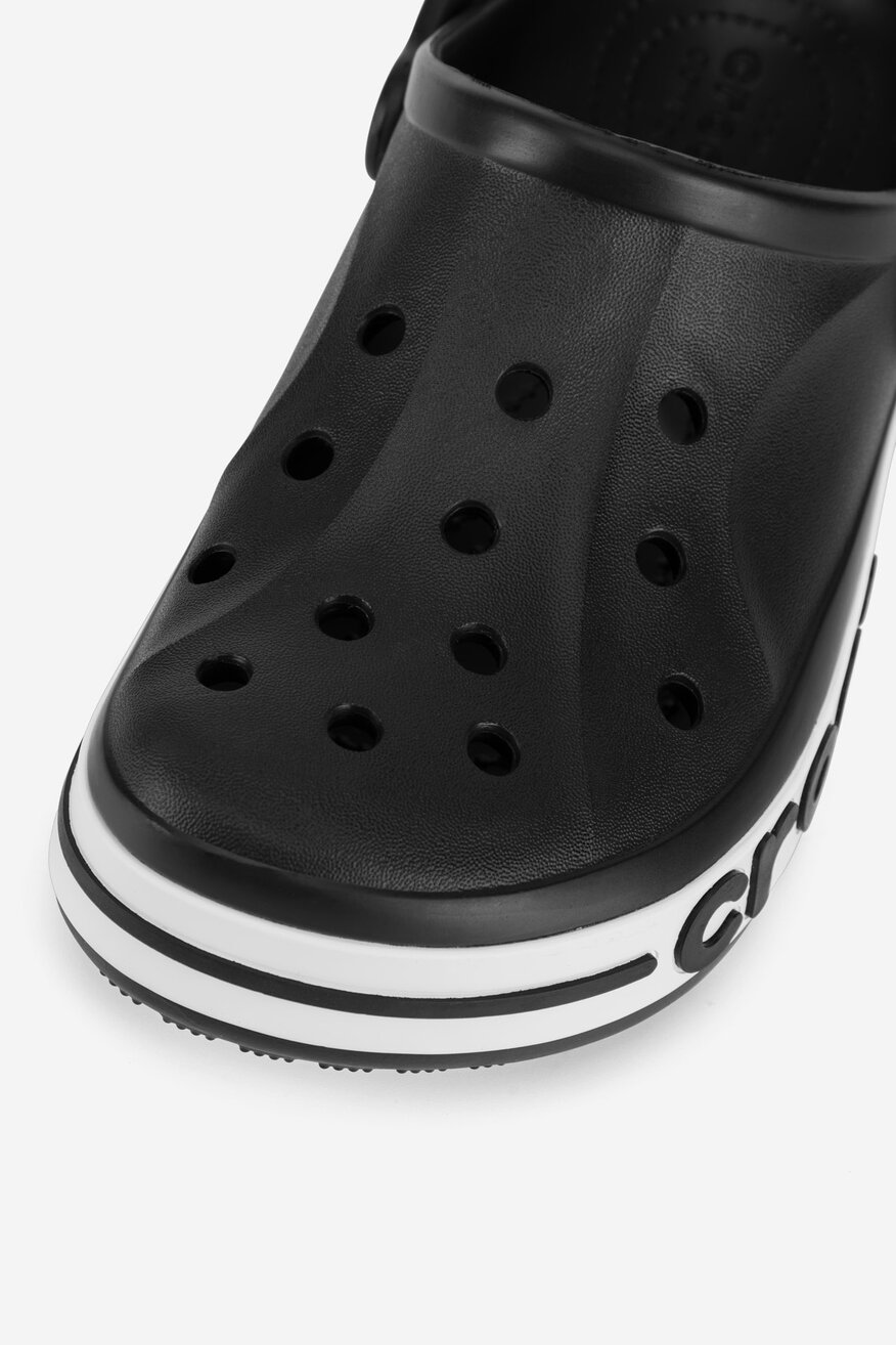 Plážové pantofle Crocs ČERNÁ - 5903698044323