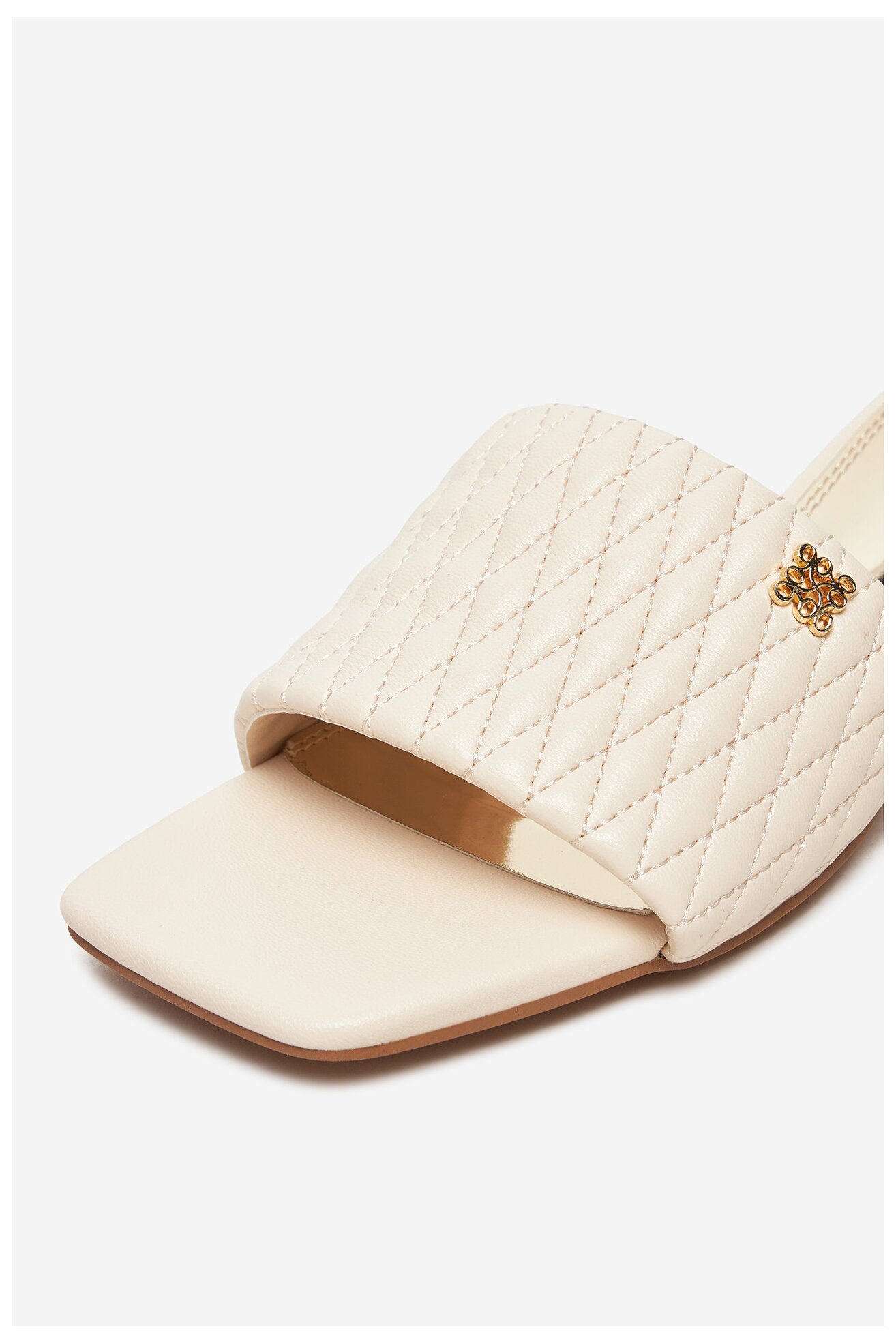 Klapki NINE WEST S4S96897-01 Beżowy