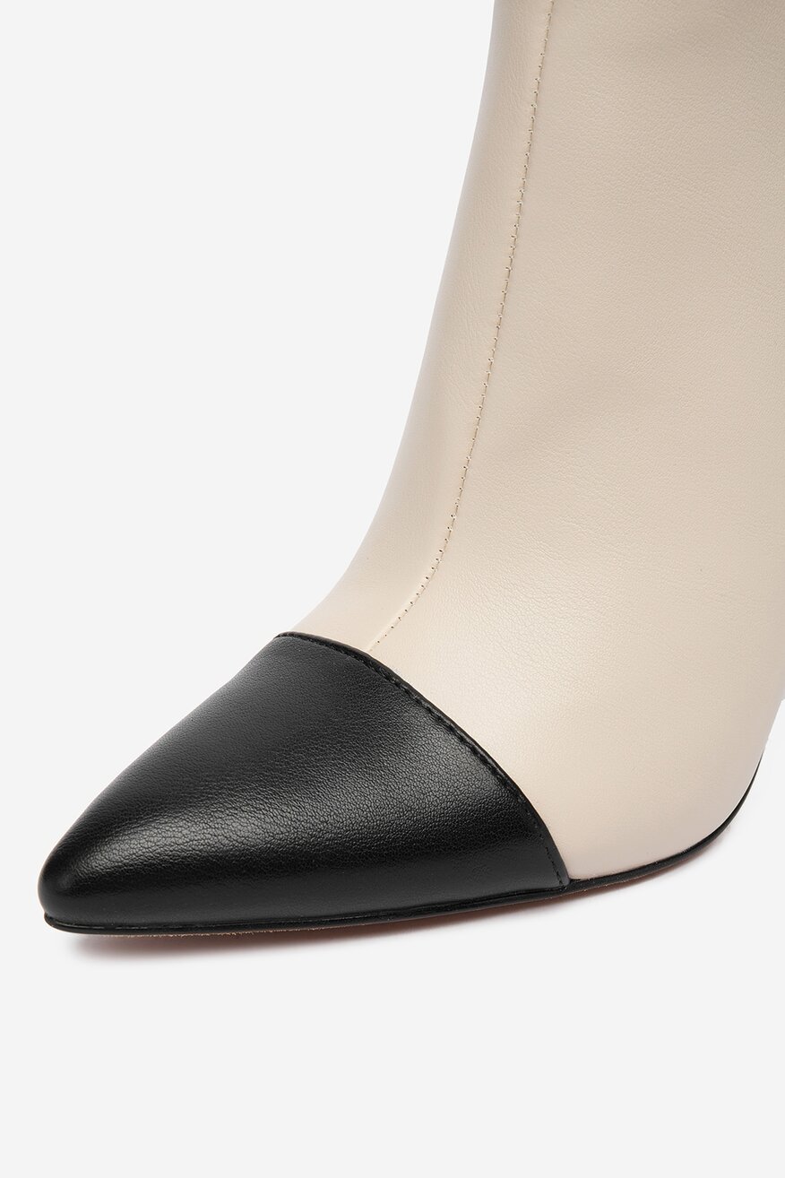 
                Боти NINE WEST БЕЖОВ - 5906751368213