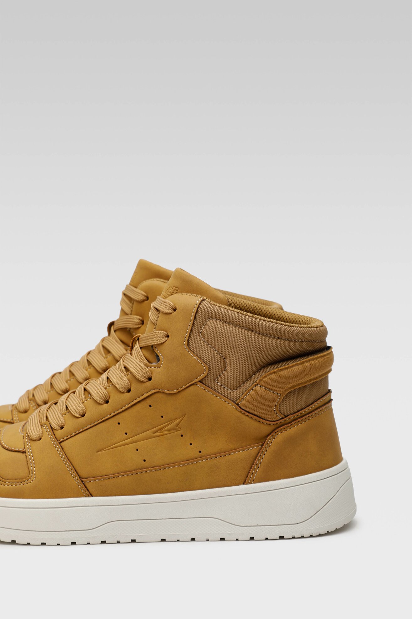 Obuwie sportowe Sprandi MP-S22C688A-3 Camel