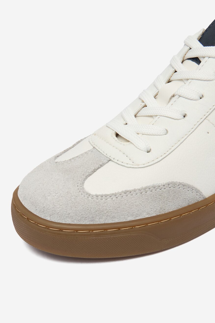 
                Tornacipő Lasocki FEHÉR - 5906751552292