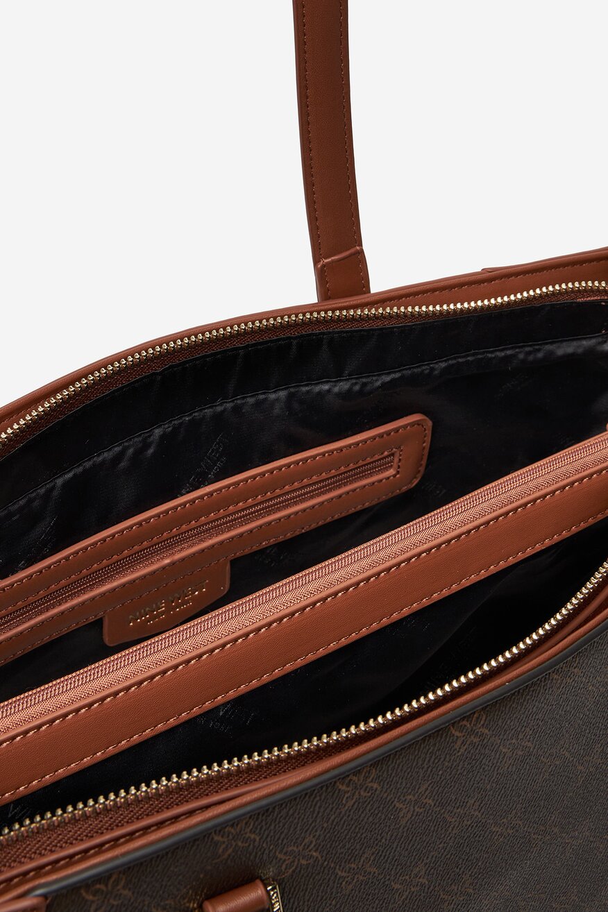 
                Дамска чанта NINE WEST КАФЯВ - 5906751396926