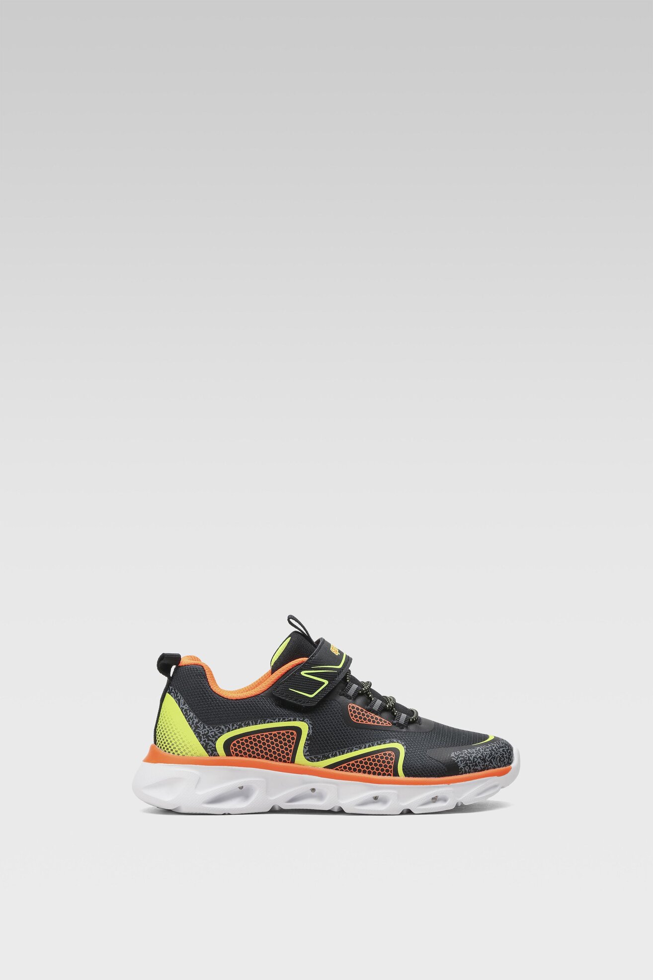 Спортни обувки Sprandi CYBER NEON CP-S22LO30A-2 ЧЕРЕН