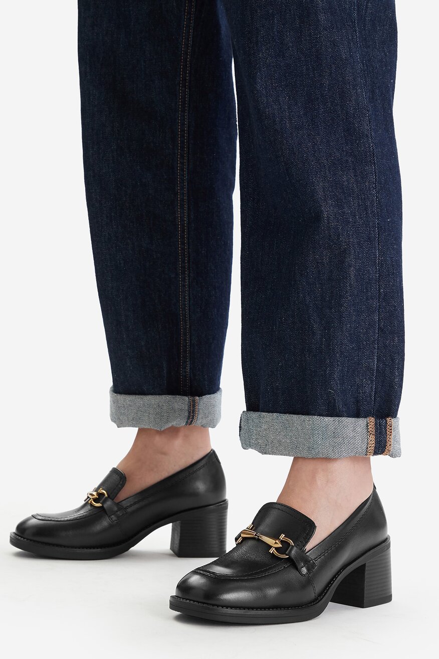 
                        Половинки обувки Lasocki CEO-RST-17323-01 ЧЕРЕН - 5906751728901