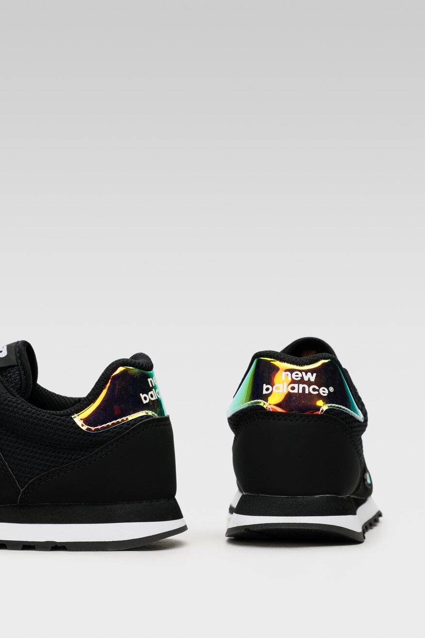 
                Sportcipő New Balance FEKETE - 5904248199937