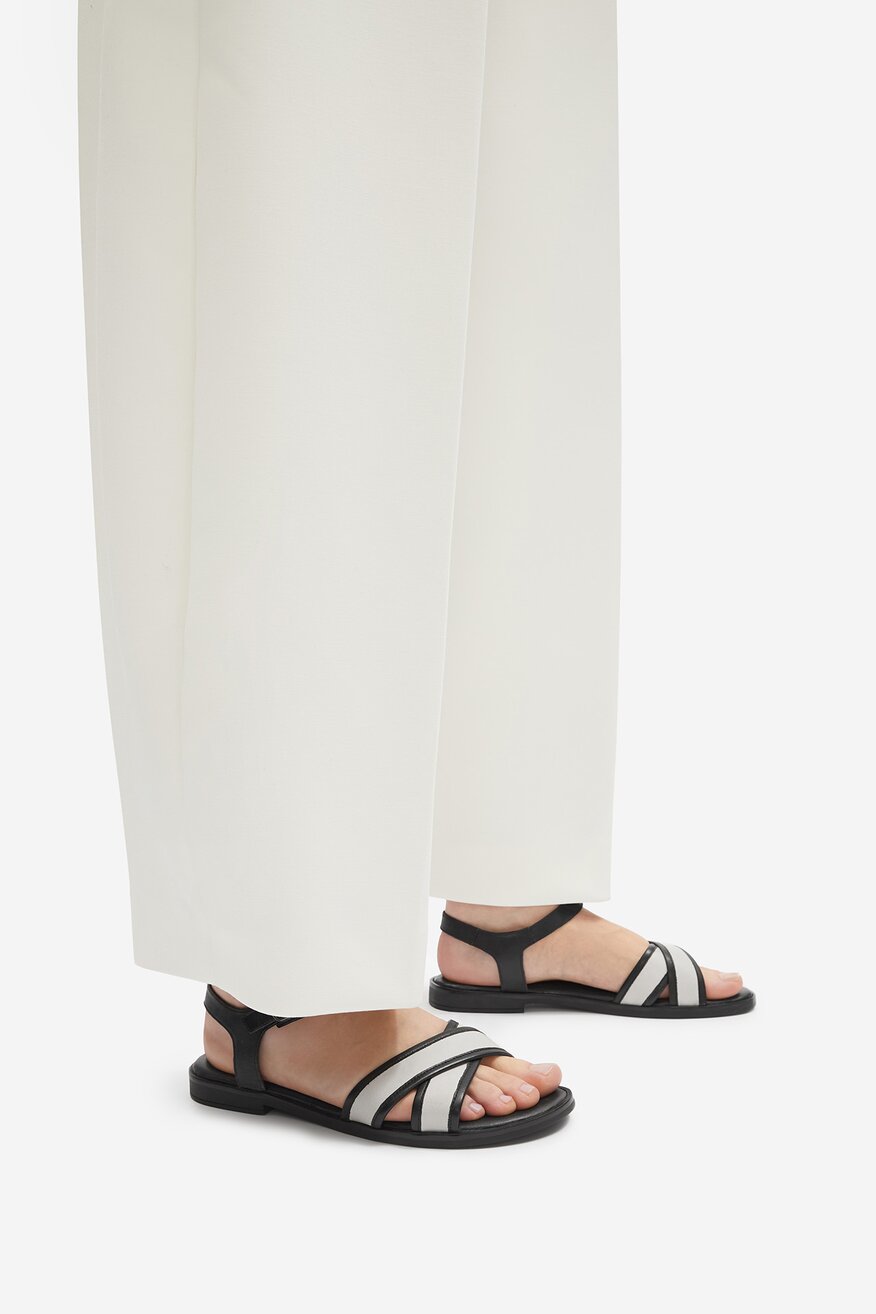 
                Сандали Lasocki ЧЕРЕН - 5903698728100