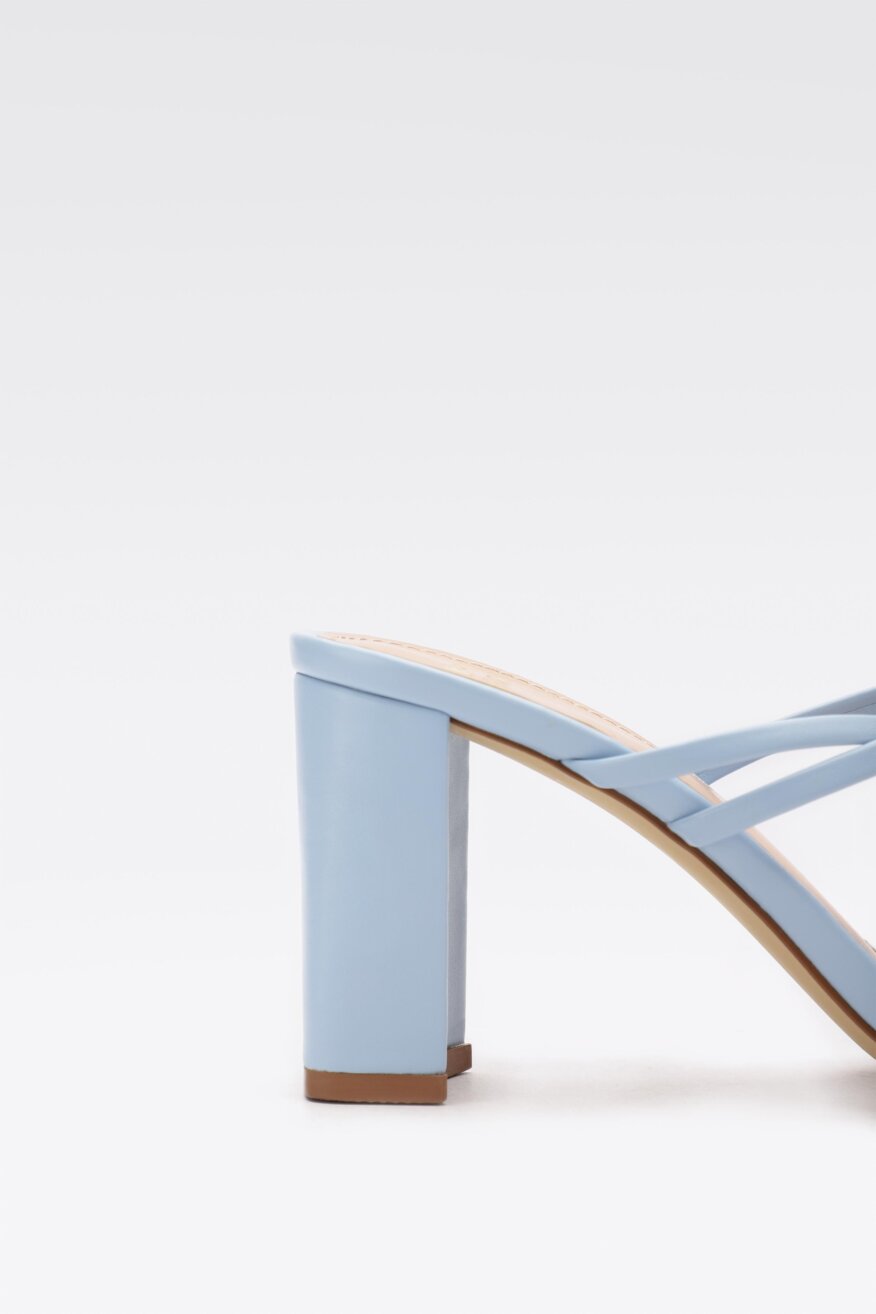 
                Jenny Fairy - Klapki na obcasie pastelowe - 5903698488271