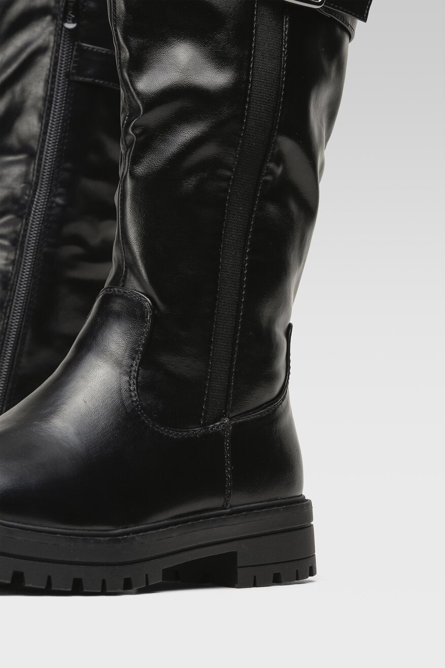 
                Ботуши DeeZee ЧЕРЕН - 5904862392622