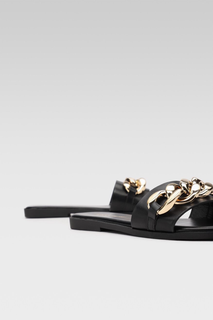 
                Jenny Fairy - Klapki z aplikacją czarne - 5903698379463