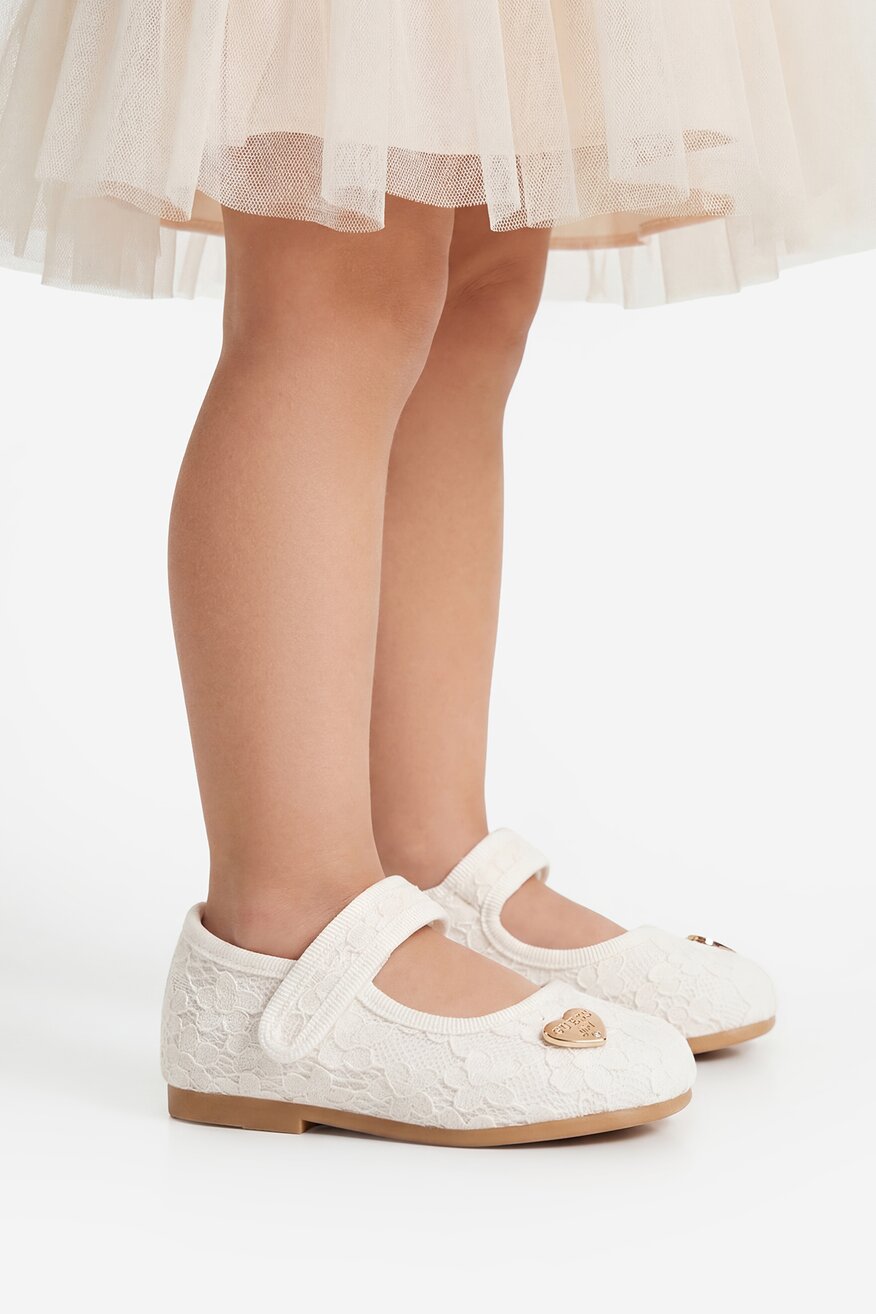 
                GUESS - Baleriny - 5906751705506