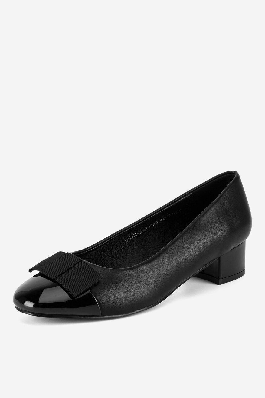 
                Körömcipő Lasocki FEKETE - 5903419927591