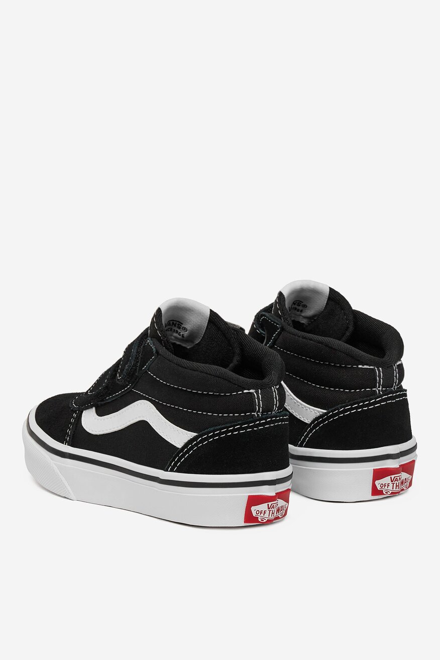 
                Кецове Vans ЧЕРЕН - 5903419958106