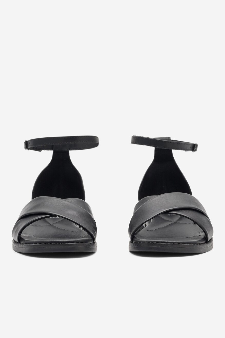 
                Сандали Lasocki ЧЕРЕН - 5904862817798