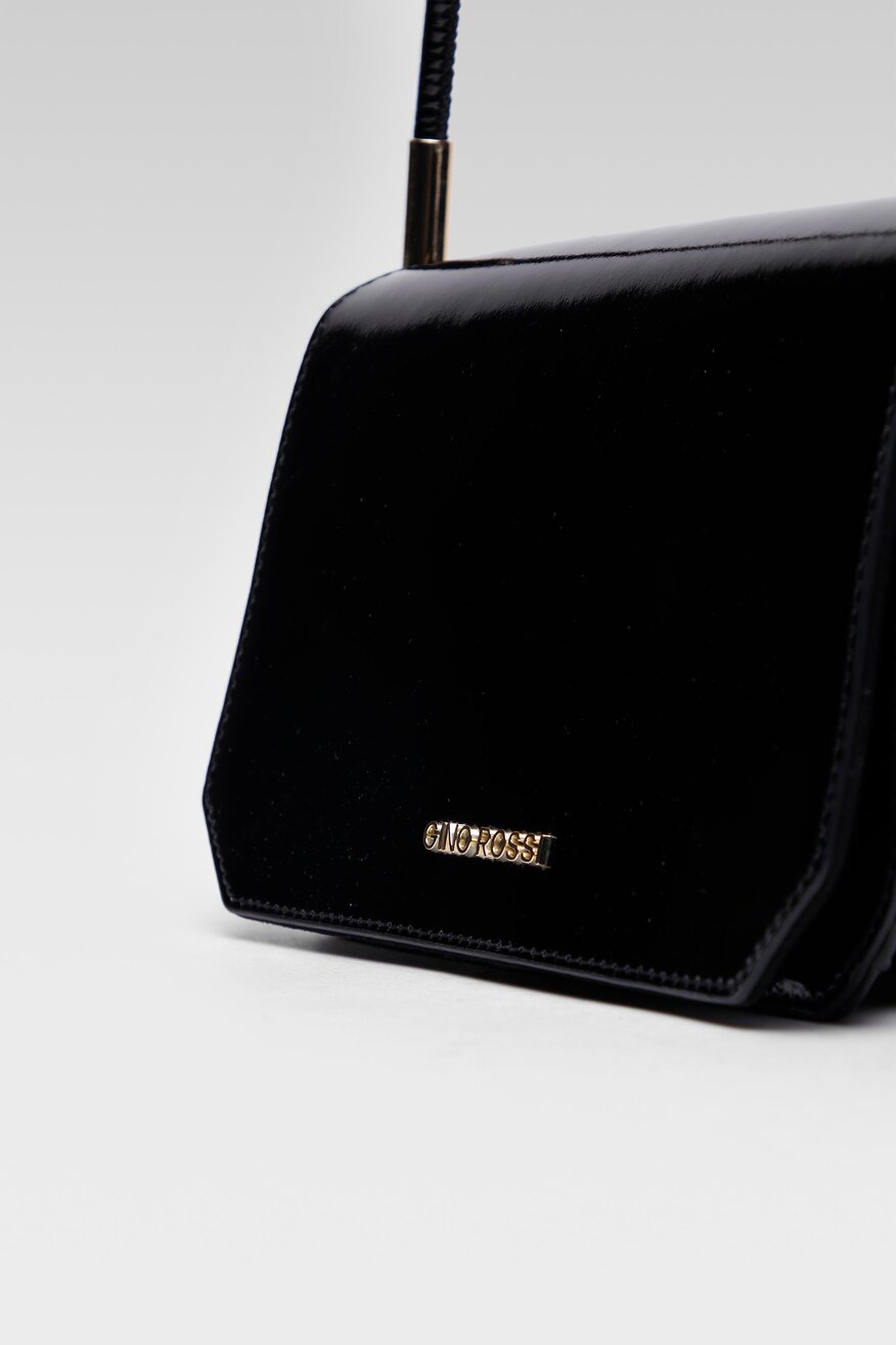 
                Gino Rossi - Torebka skórzana czarna - 5904248078997