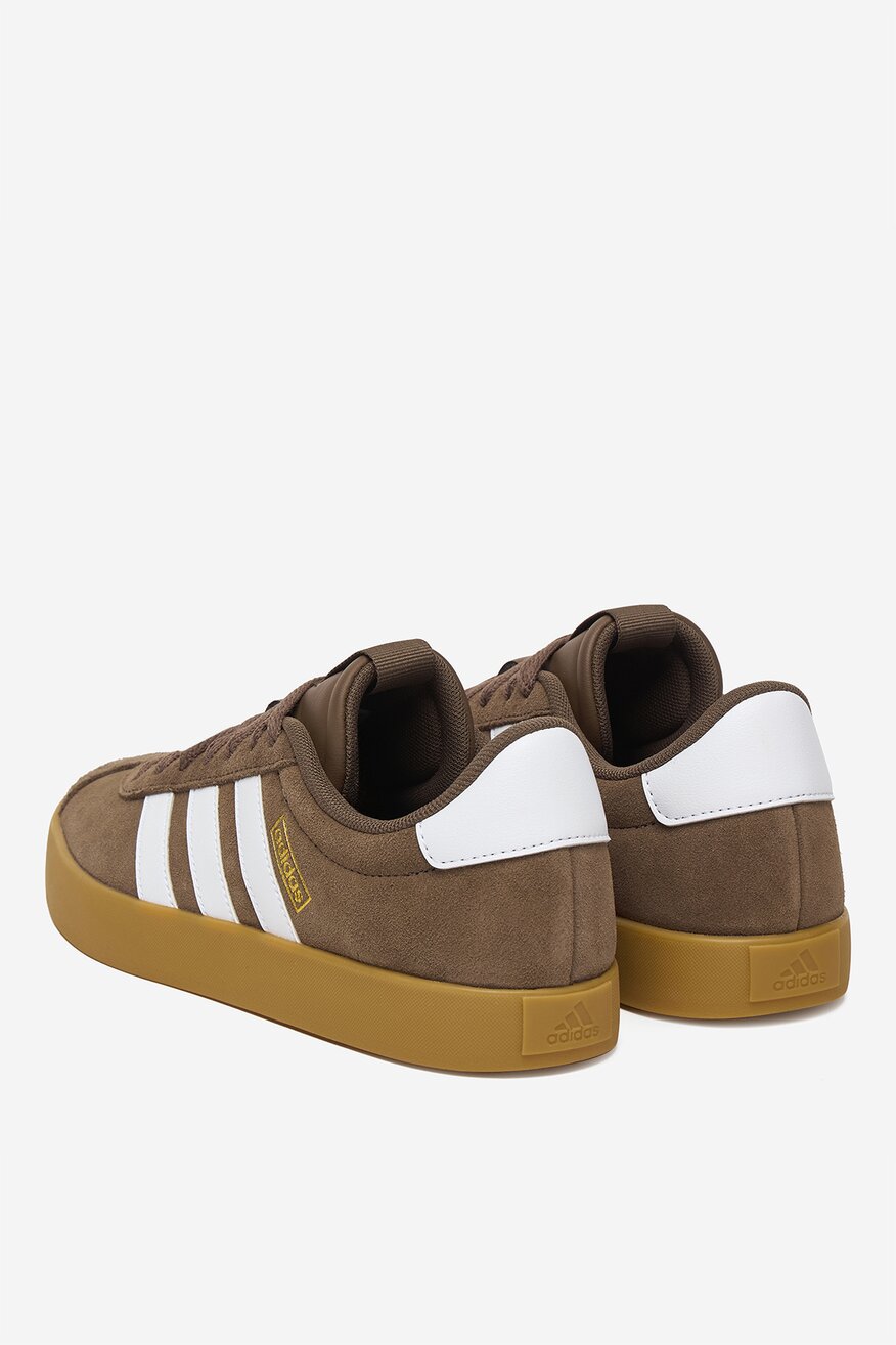 
                Sportcipő adidas BARNA - 5906751539309