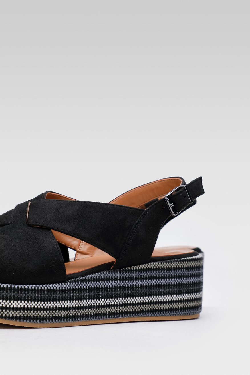 
                Сандалі Clara Barson ЧОРНИЙ - 5904862831893