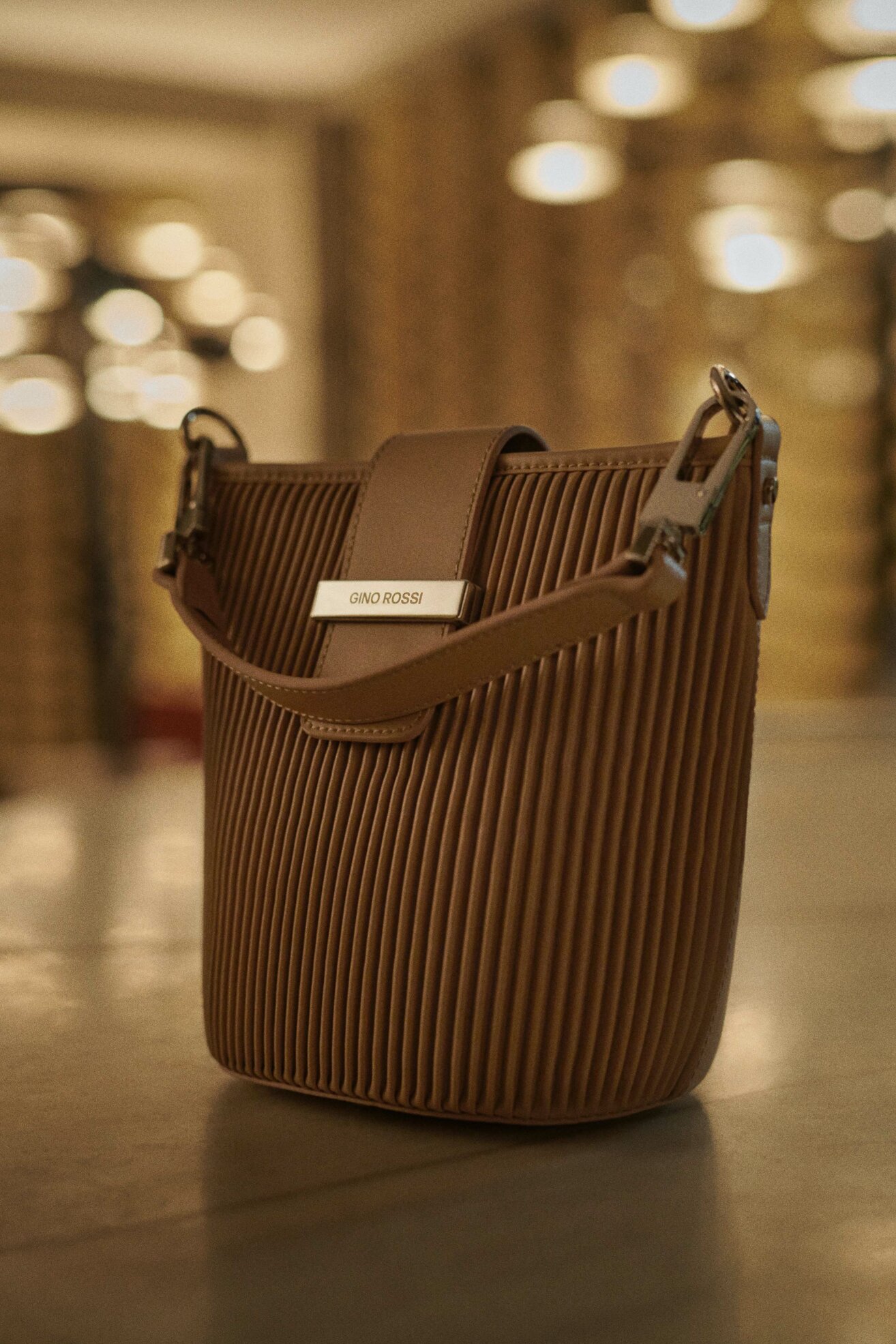 Torebka Gino Rossi CSN5341 Beżowy