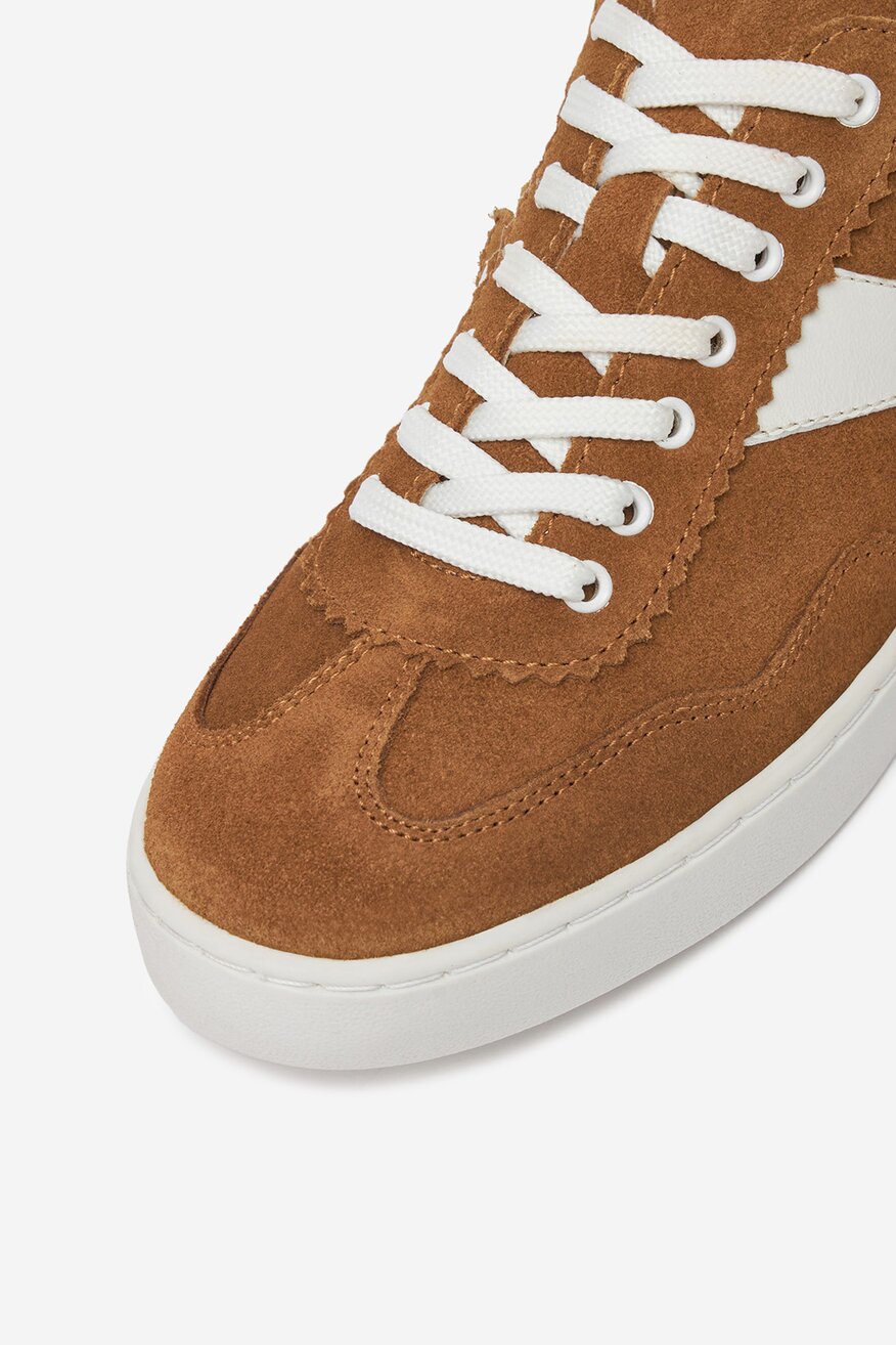 
                Tornacipő Lasocki CAMEL - 5903698178004