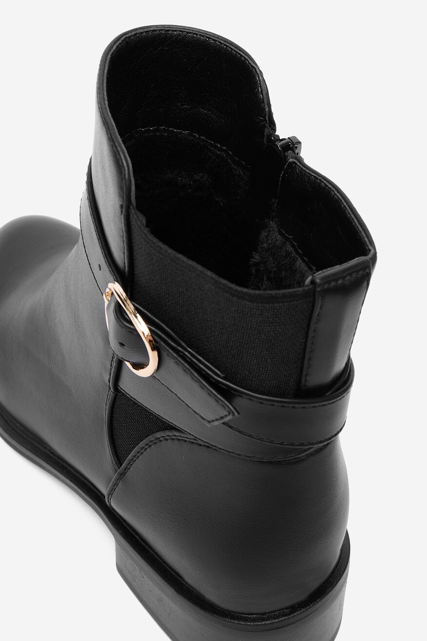 
                Боти DeeZee ЧЕРЕН - 5904410913682