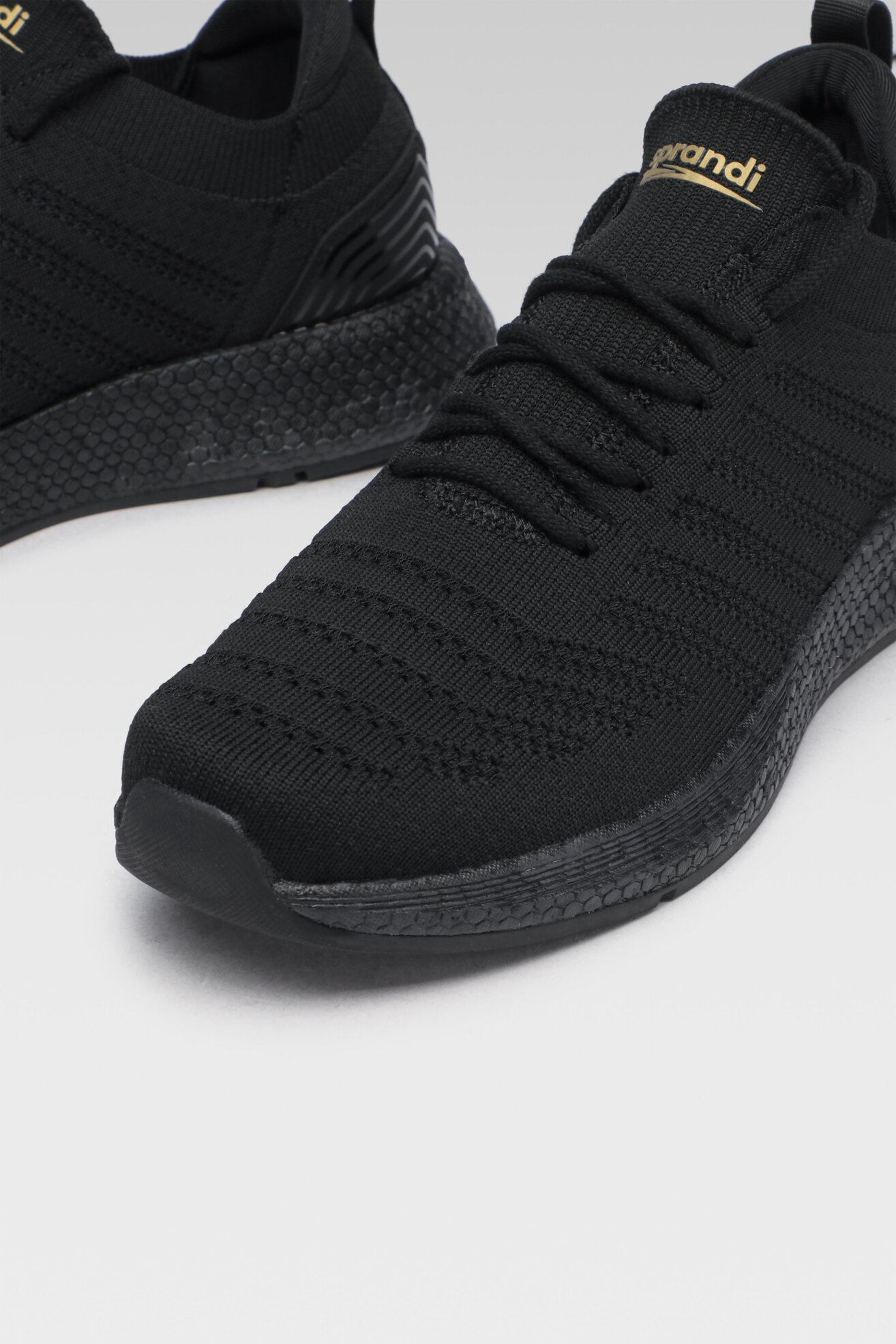 Obuwie sportowe Sprandi MP07-GVA Czarny