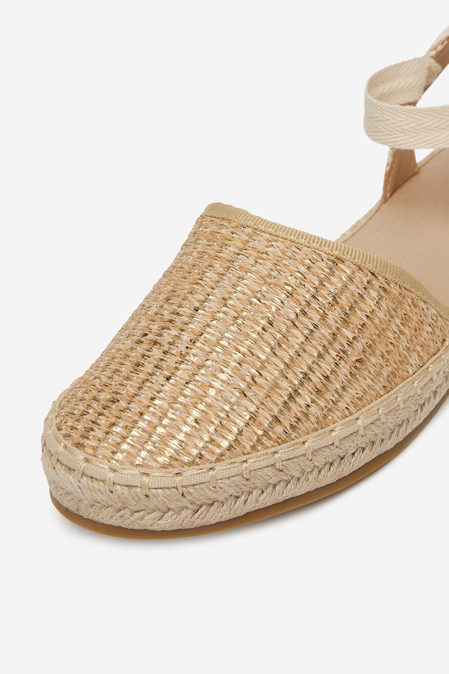 
                Eспадрили DeeZee БЕЖОВ - 5904410873054