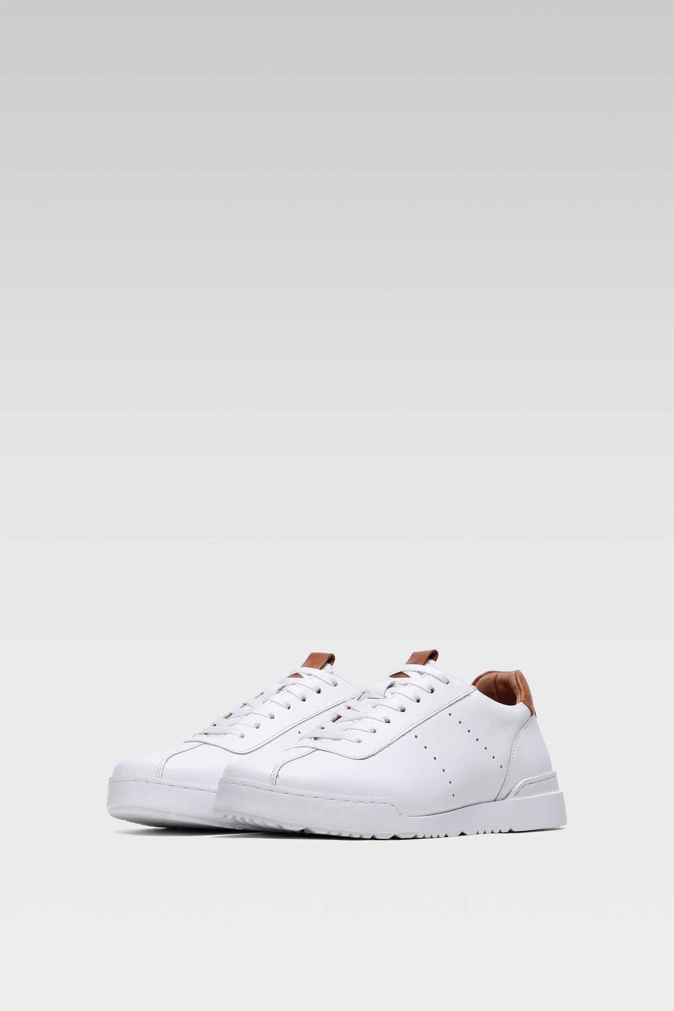 Półbuty Badura MI08-C851-847-08 Biały