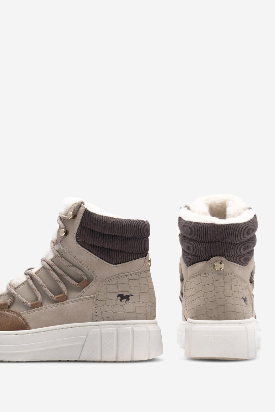 
                Mustang - Trzewiki ocieplane - 5905588062257