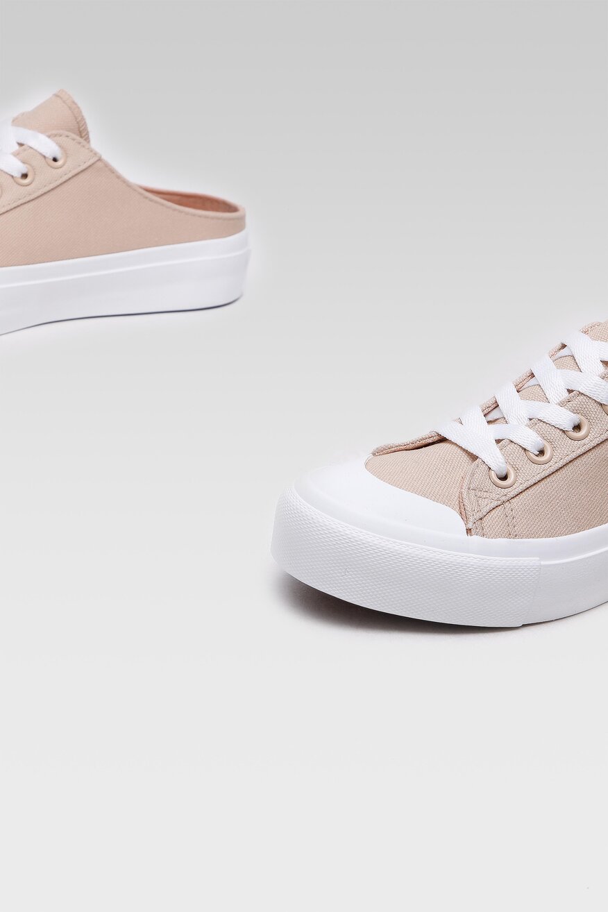 
                Americanos - Trampki z odkrytą piętą - 5904248517830