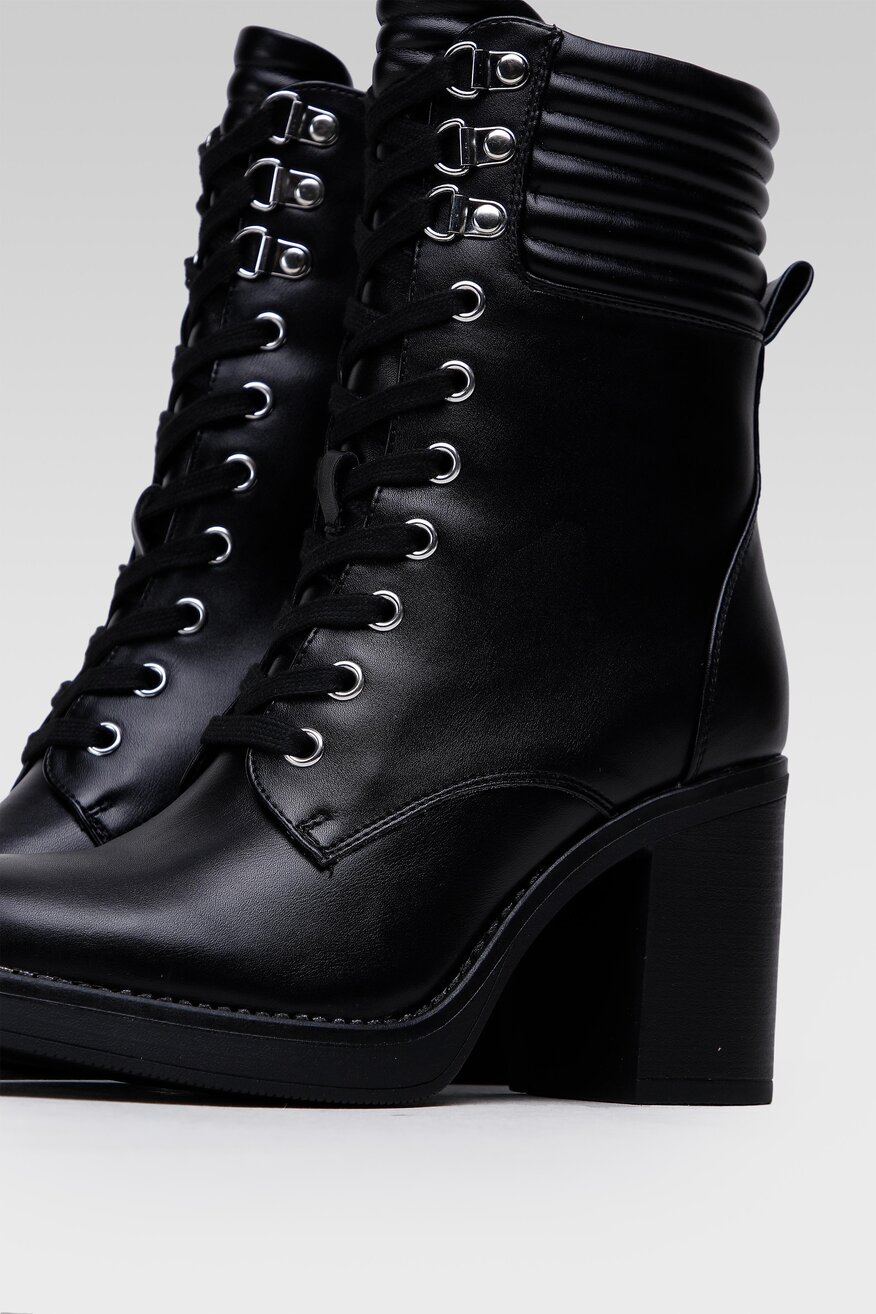 
                Jenny Fairy - Trzewiki czarne - 5904248031985