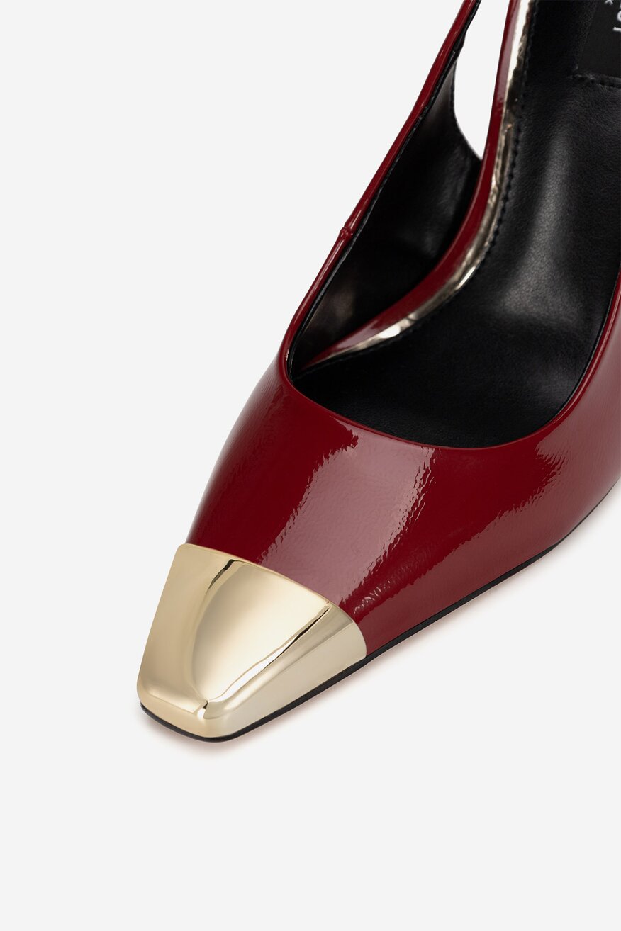 
                Körömcipő NINE WEST PIROS - 5905588890065