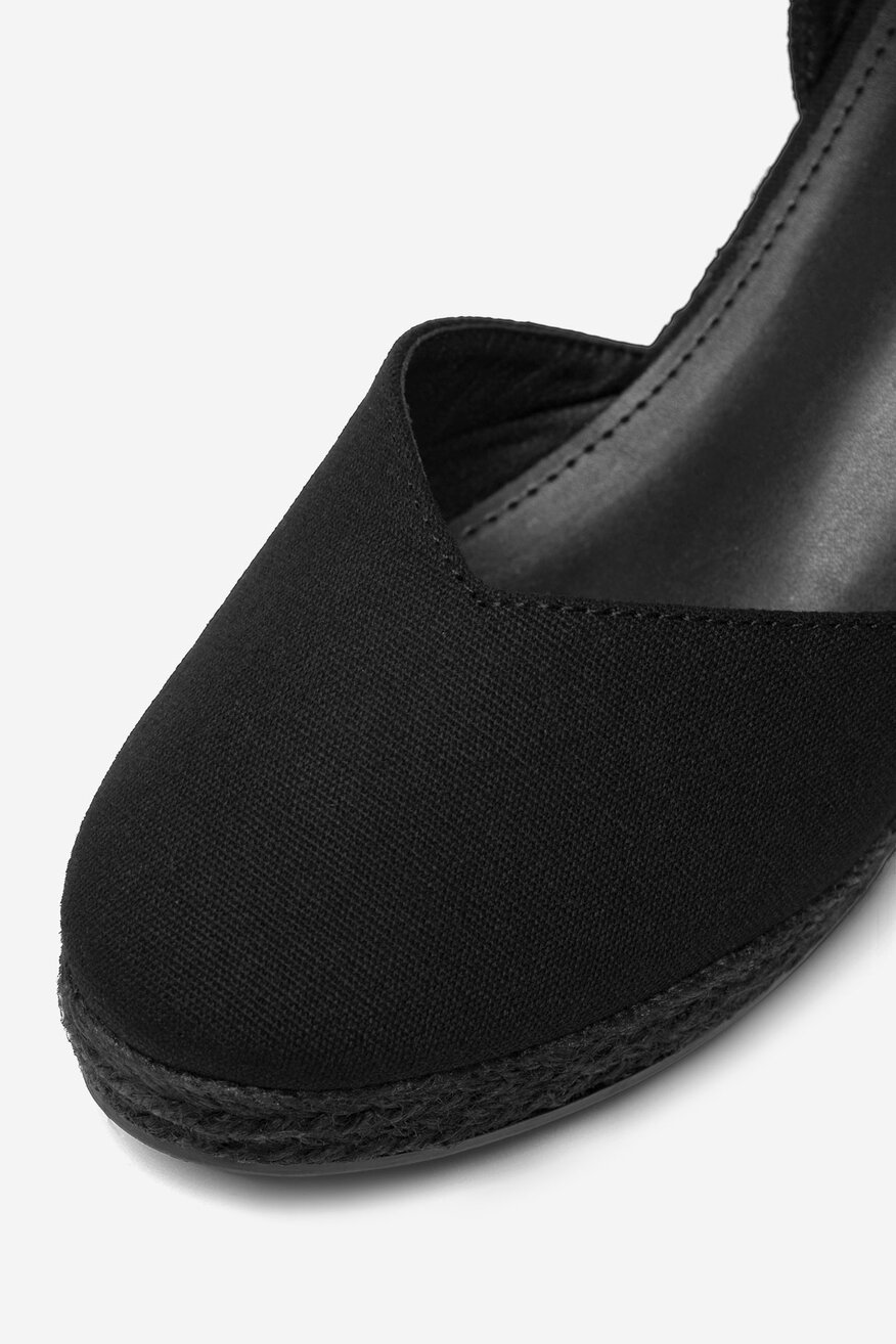 
                DeeZee - Espadryle na koturnie - 5905588407409