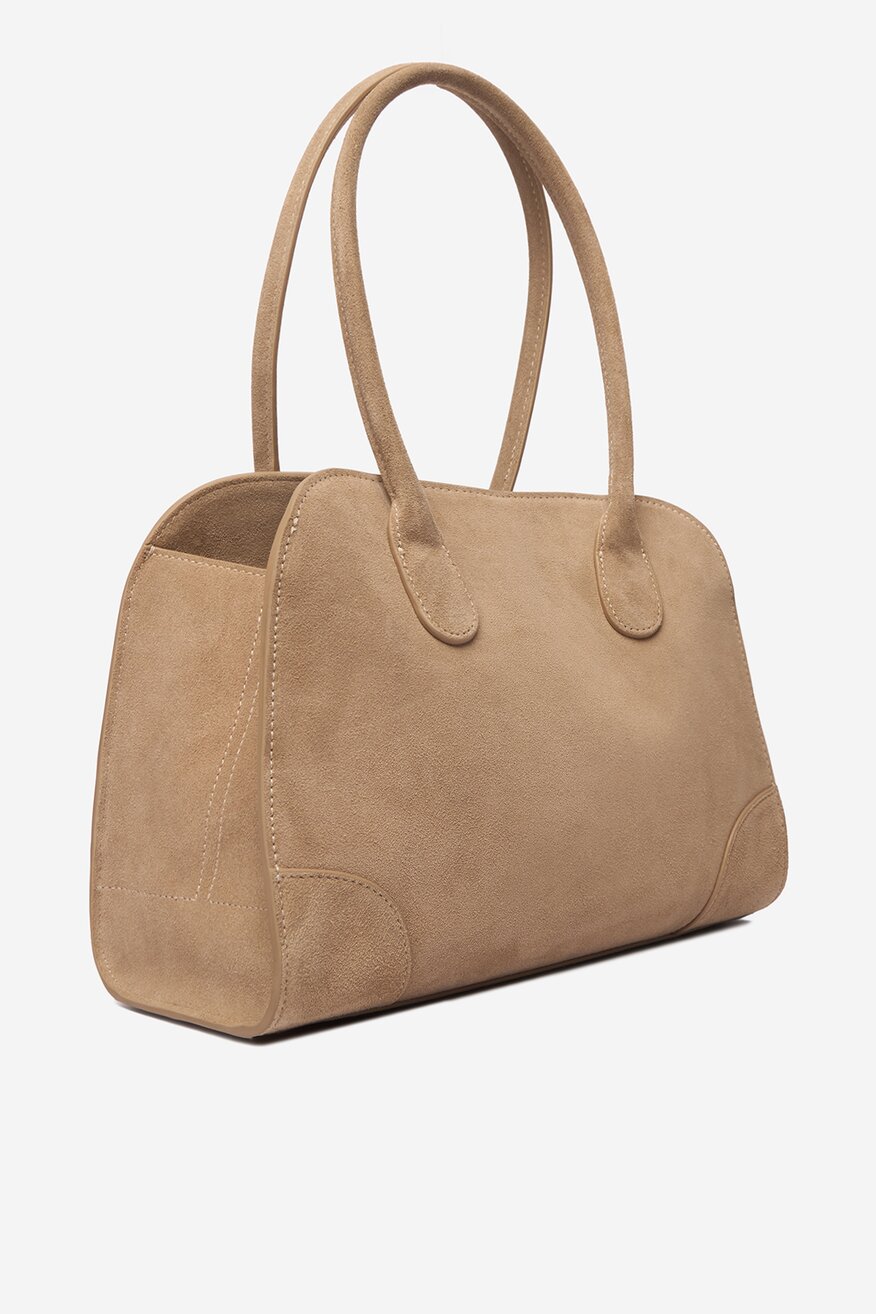 
                Дамска чанта Gino Rossi БЕЖОВ - 5906751953945