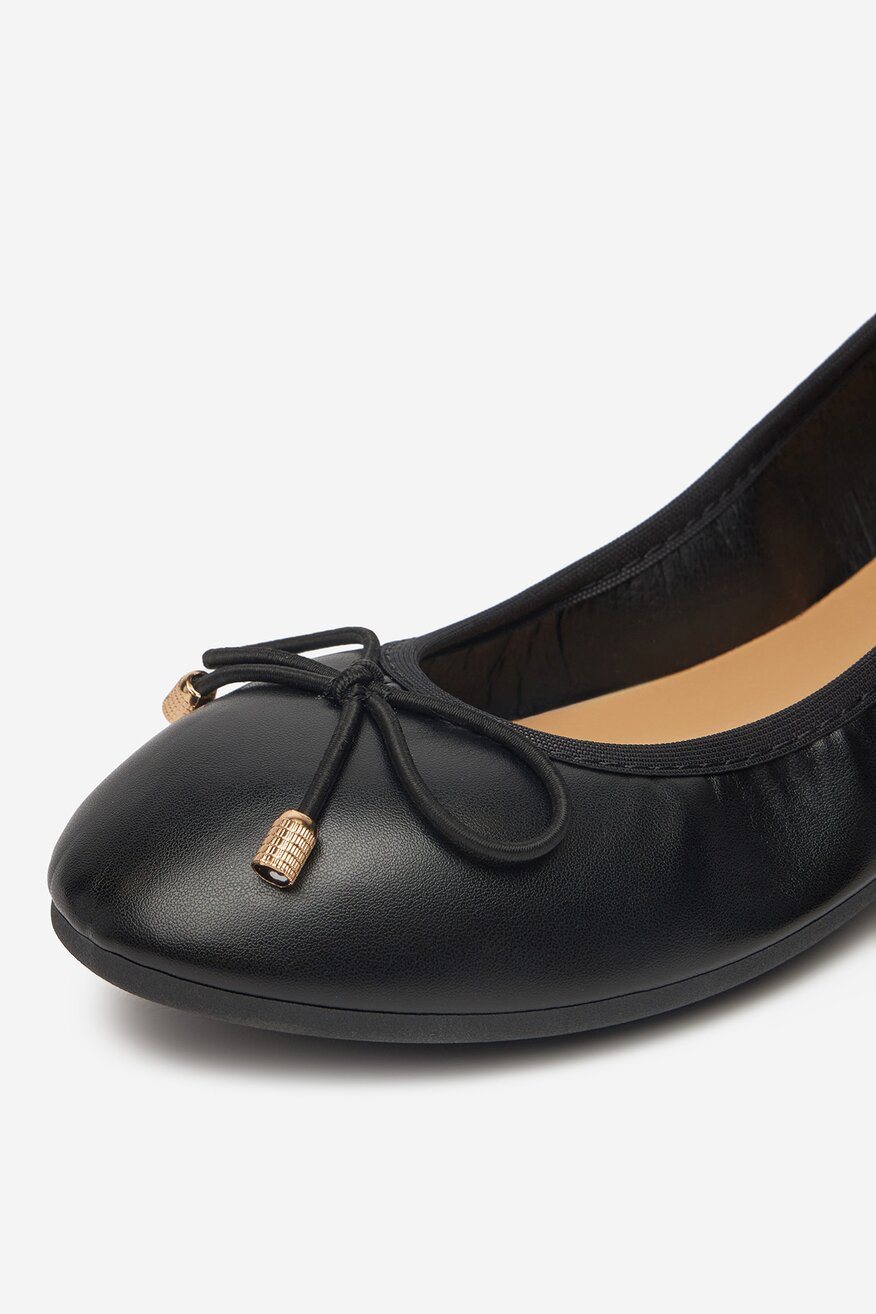 
                Baleriny DeeZee FEKETE - 5904410916430