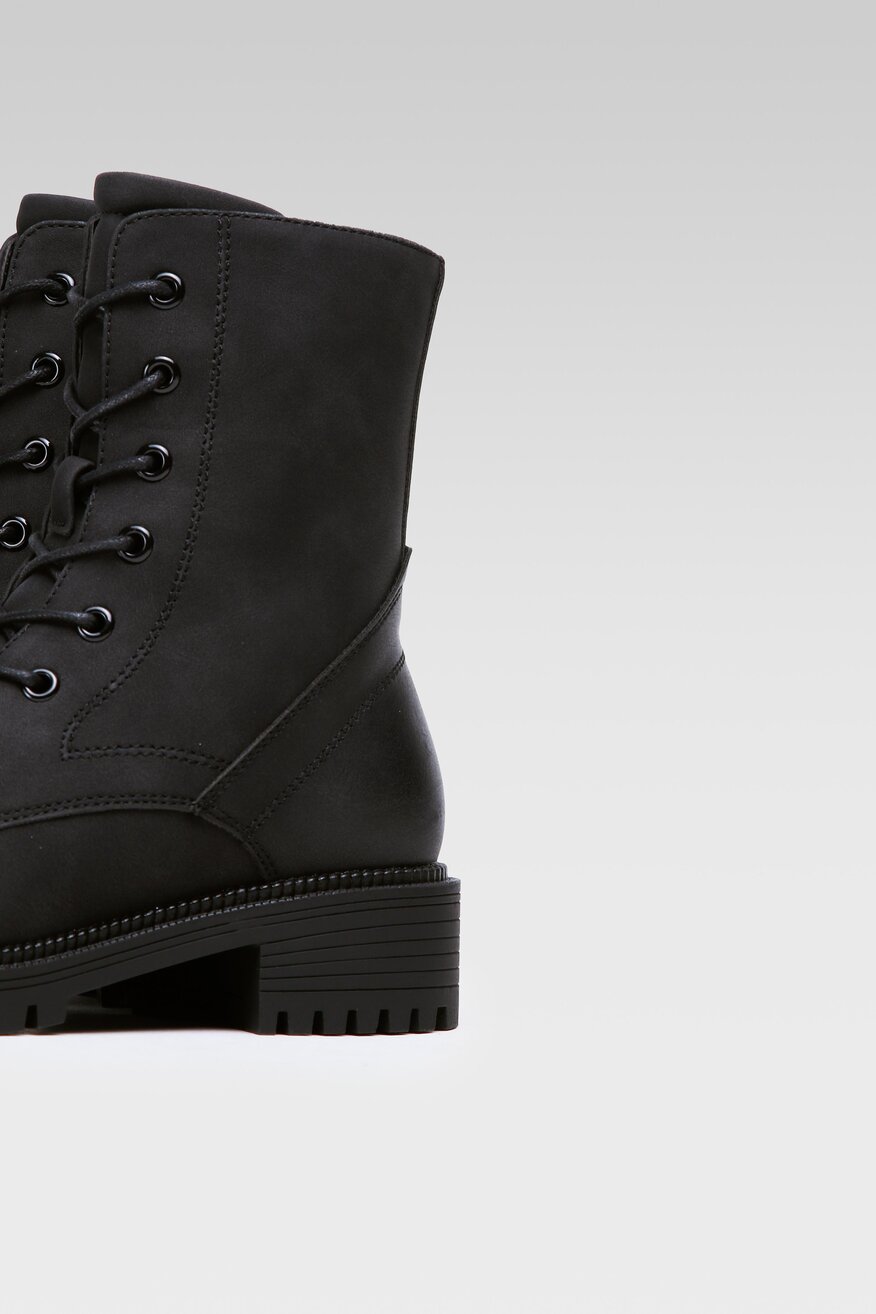 
                Clara Barson - Trzewiki ocieplane - 5904862215754