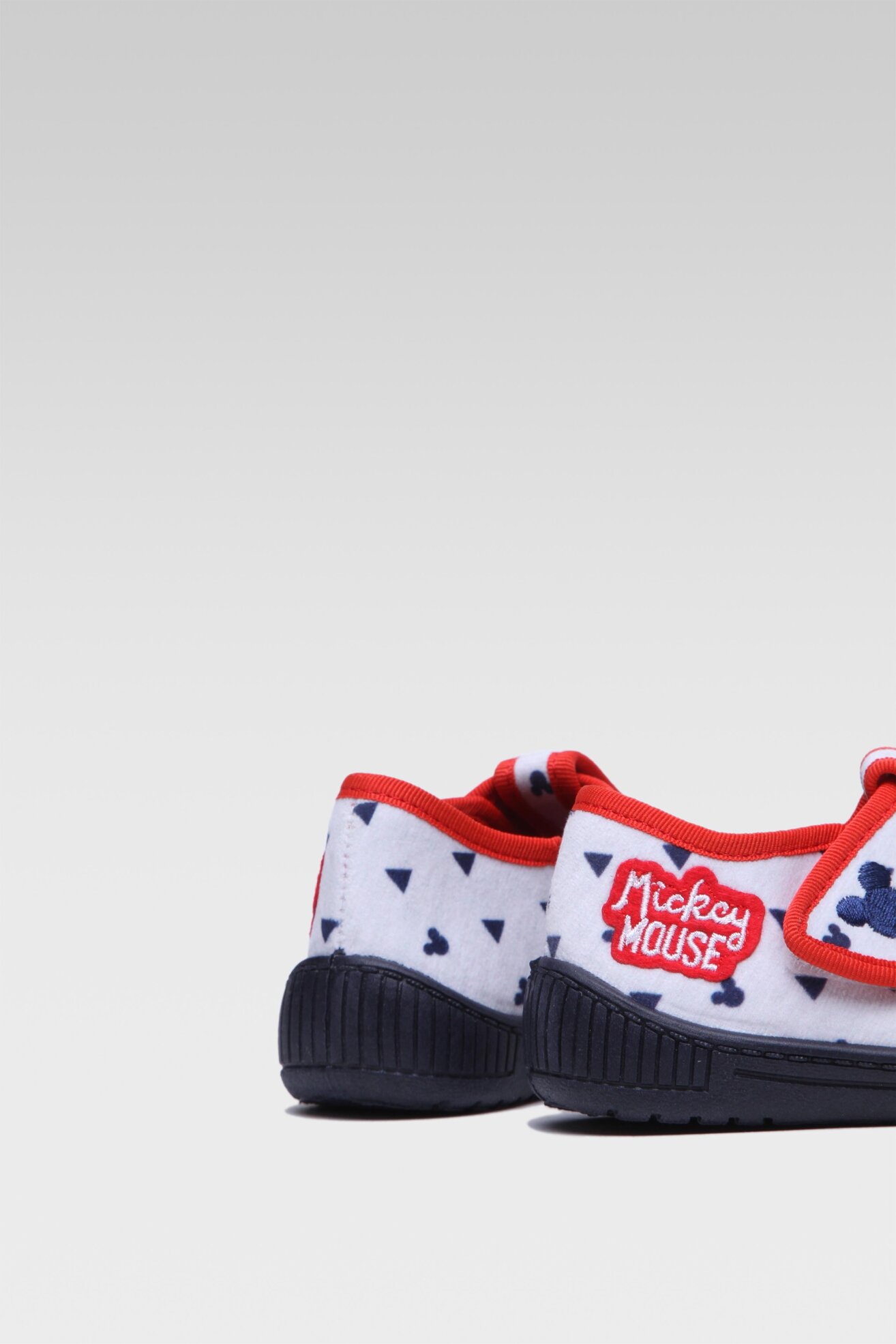Kapcie Mickey&Friends MB SS23-215DSTC MIX