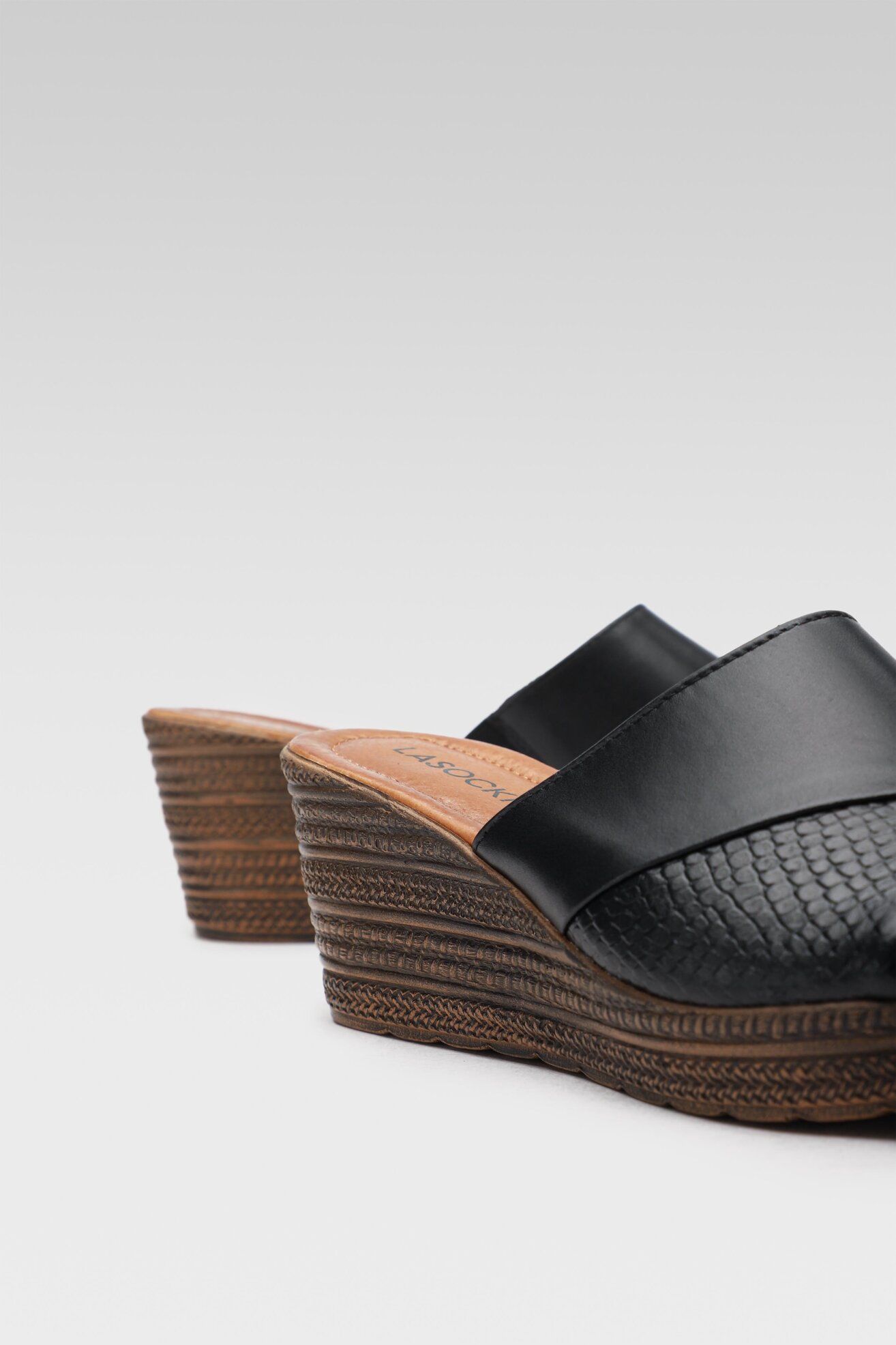 Papuče Lasocki 313-04 CRNA