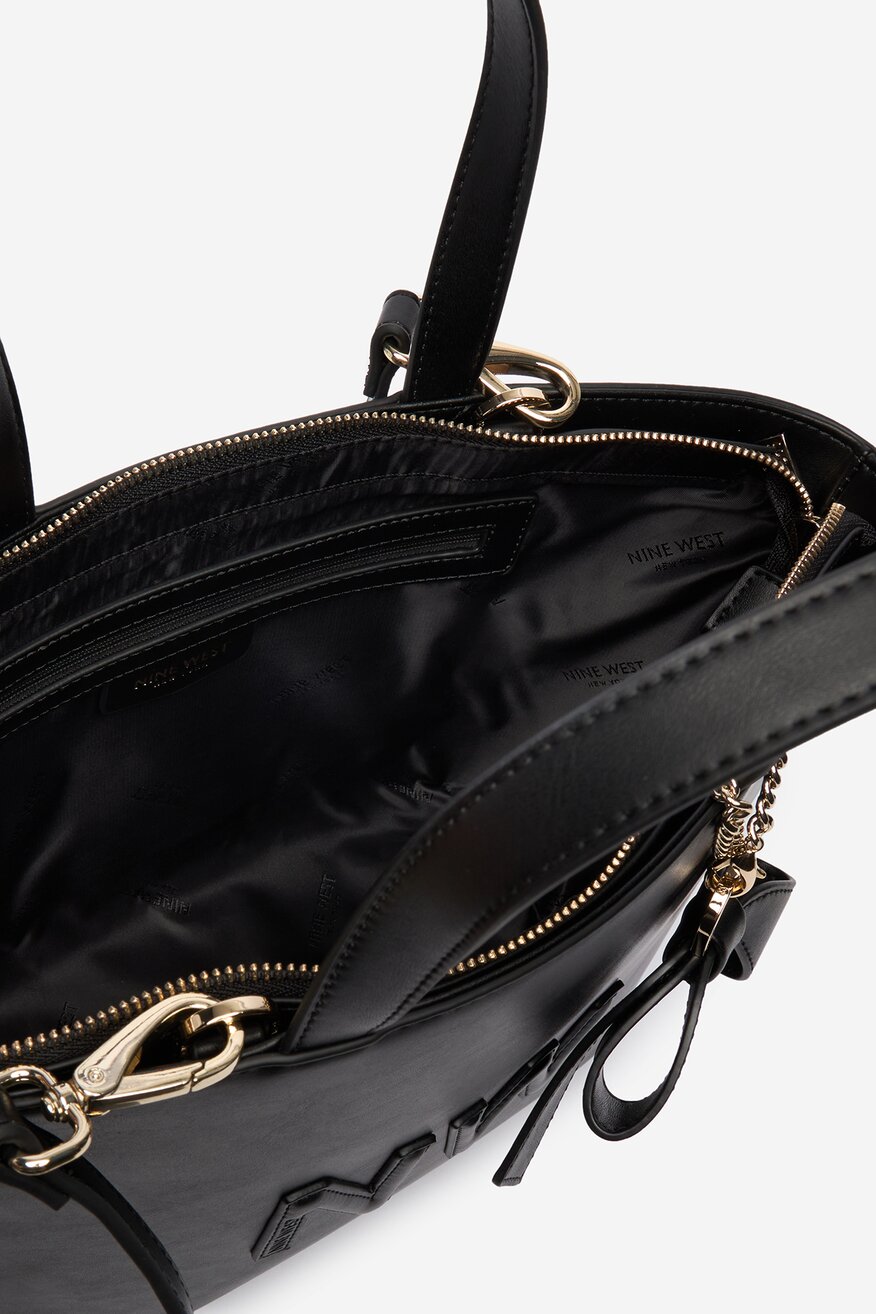 
                Дамска чанта NINE WEST ЧЕРЕН - 5906751545164