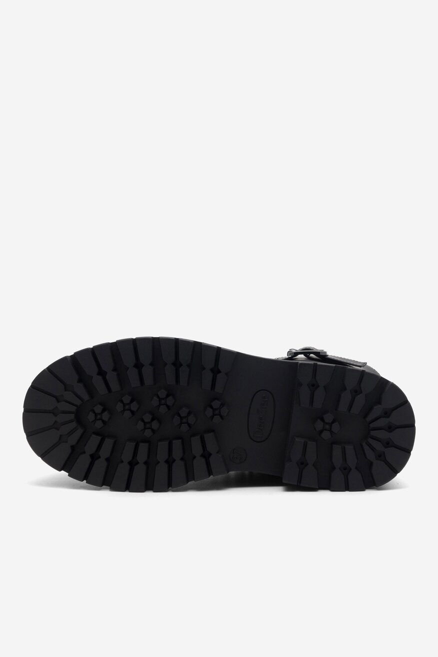 
                Bocanci DeeZee NEGRU - 5905588021285